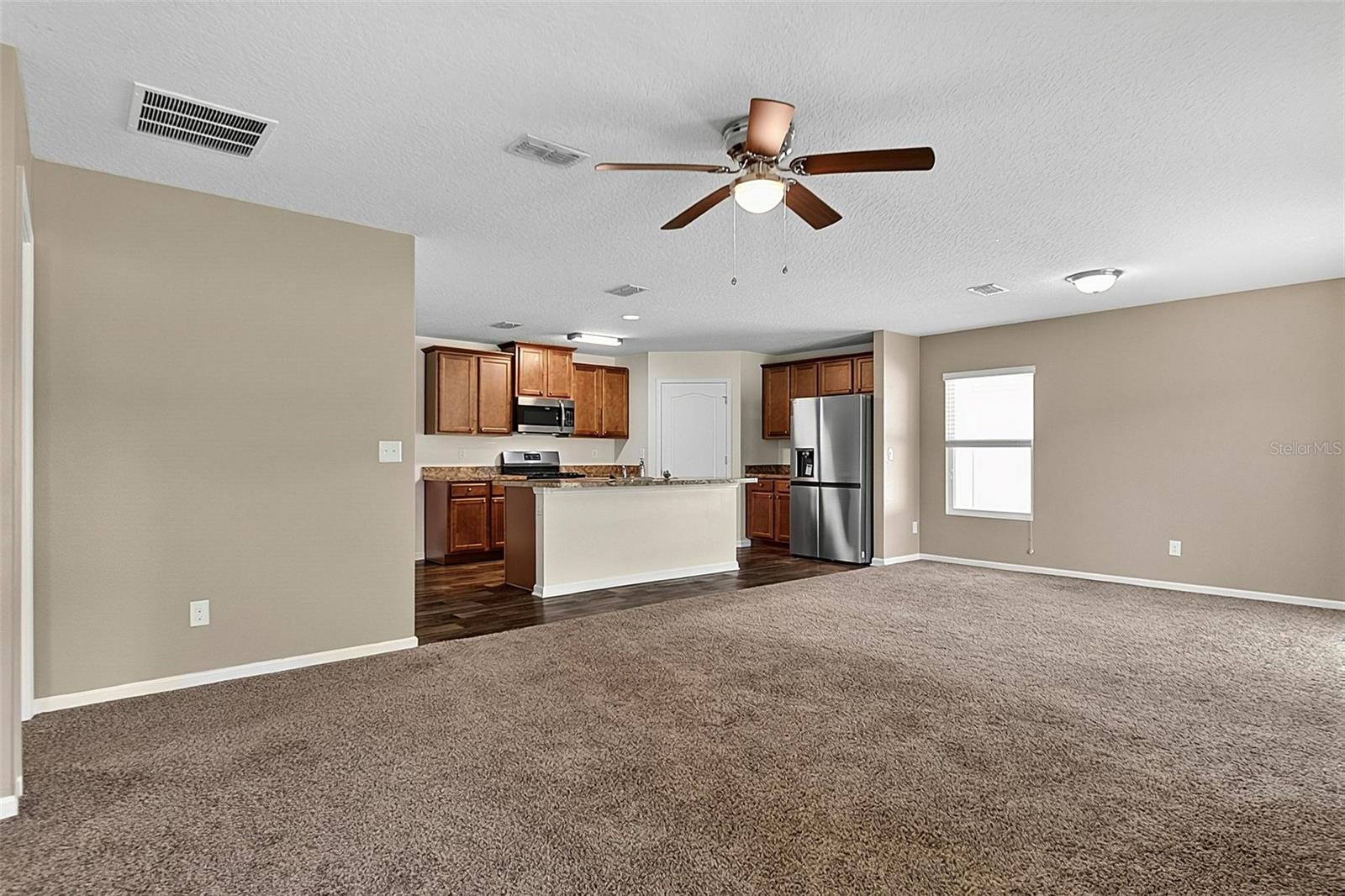 GRAND RESERVE & GOLF CLUB UN 01 - Residential Lease