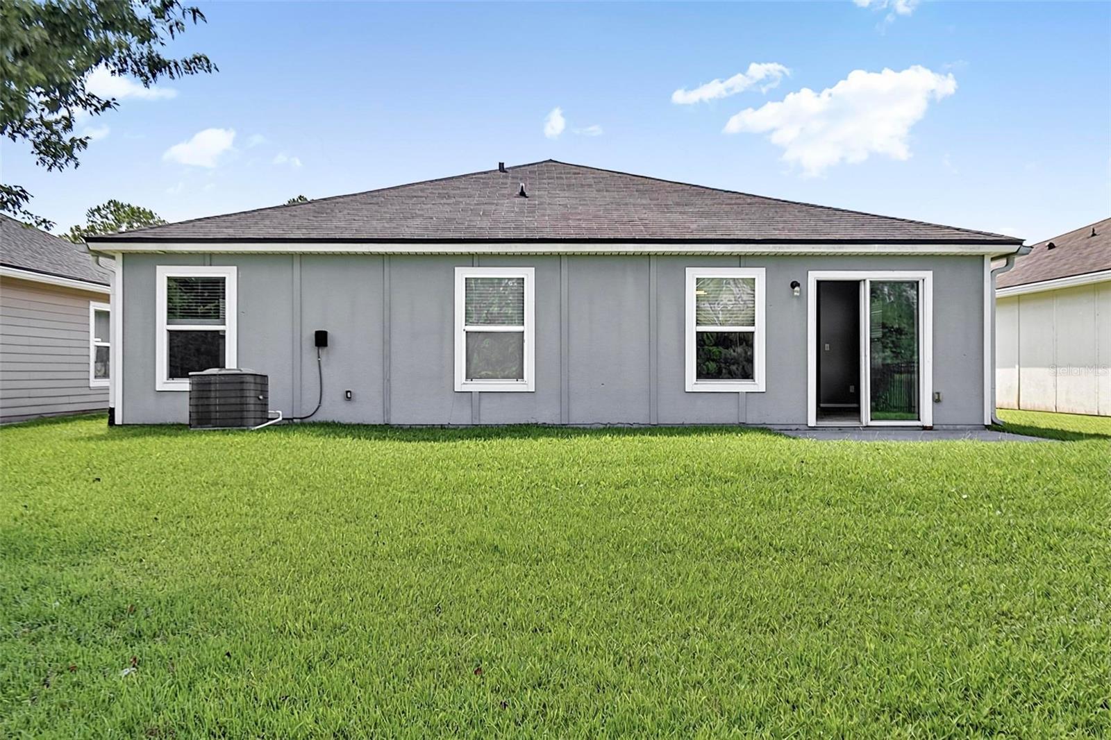 GRAND RESERVE & GOLF CLUB UN 01 - Residential Lease