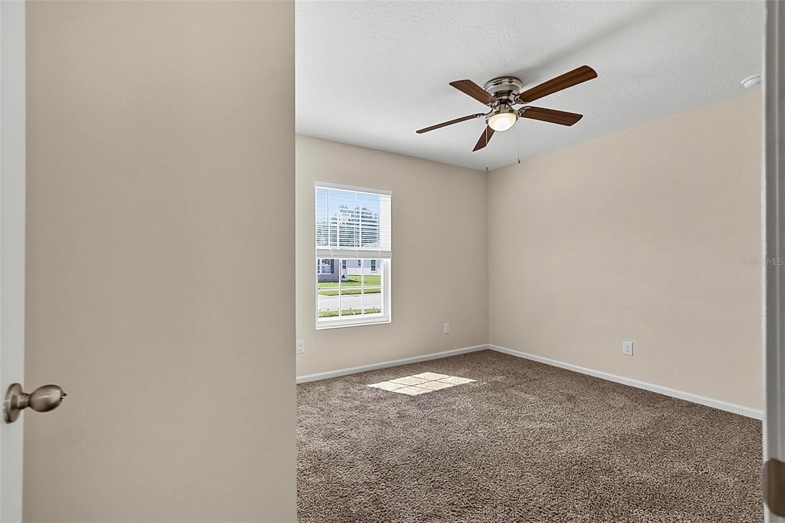 GRAND RESERVE & GOLF CLUB UN 01 - Residential Lease