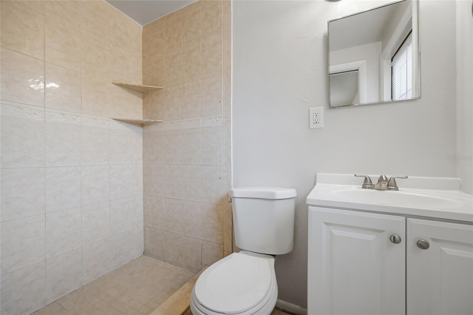 HOLIDAY LAKE ESTATES - Residential