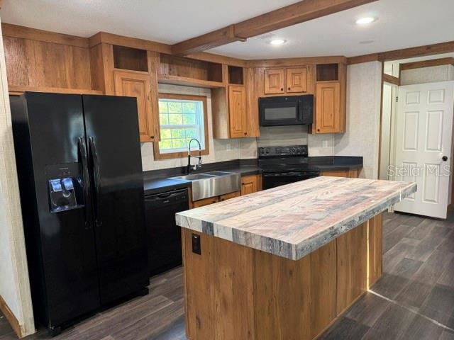 PARADISE VIEW ESTATES - Residential