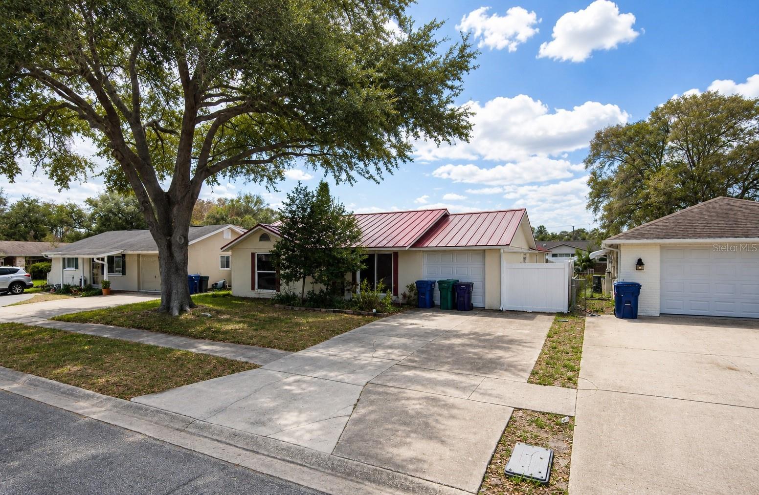 TANGLEWOOD TERRACE - Residential