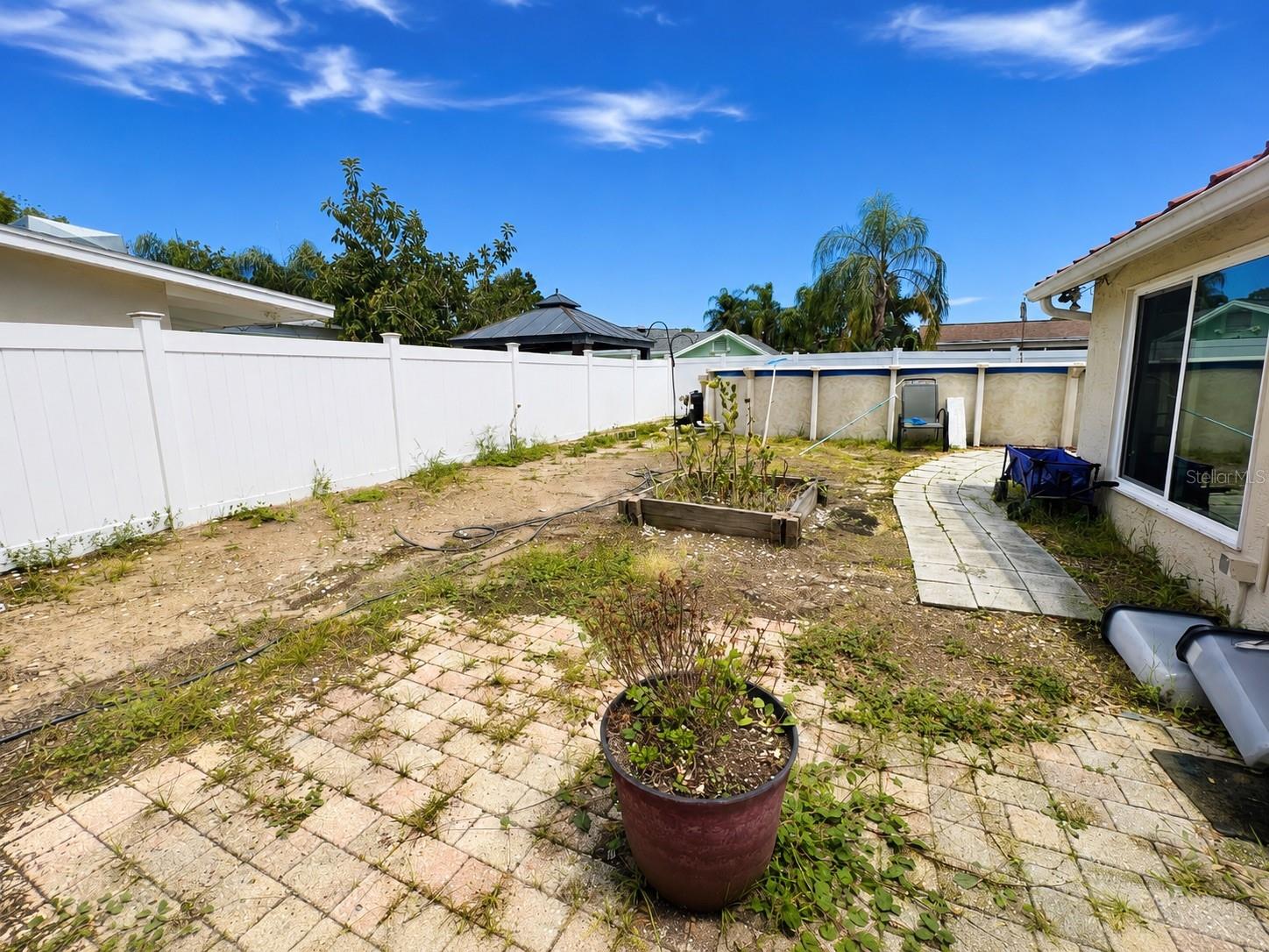 TANGLEWOOD TERRACE - Residential