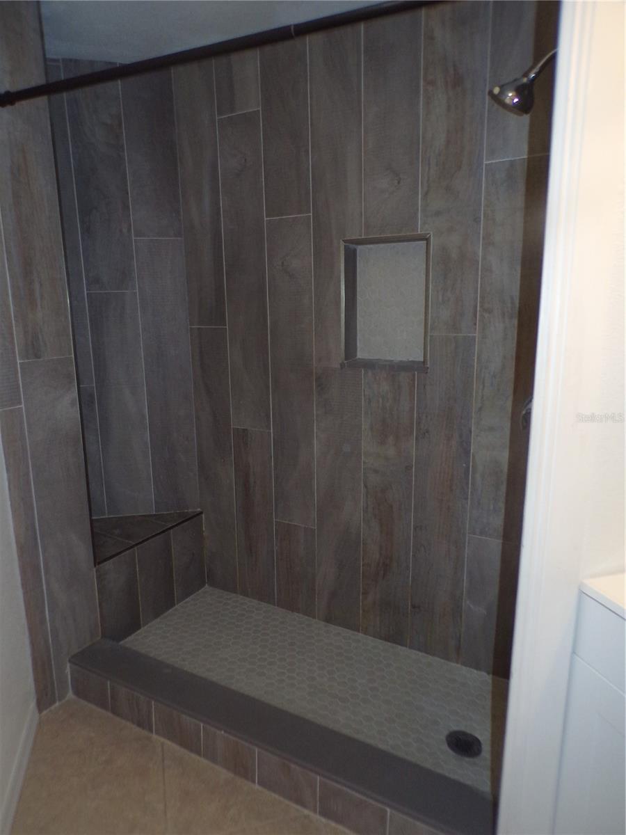 RIDGE HARBOR - Residential Lease