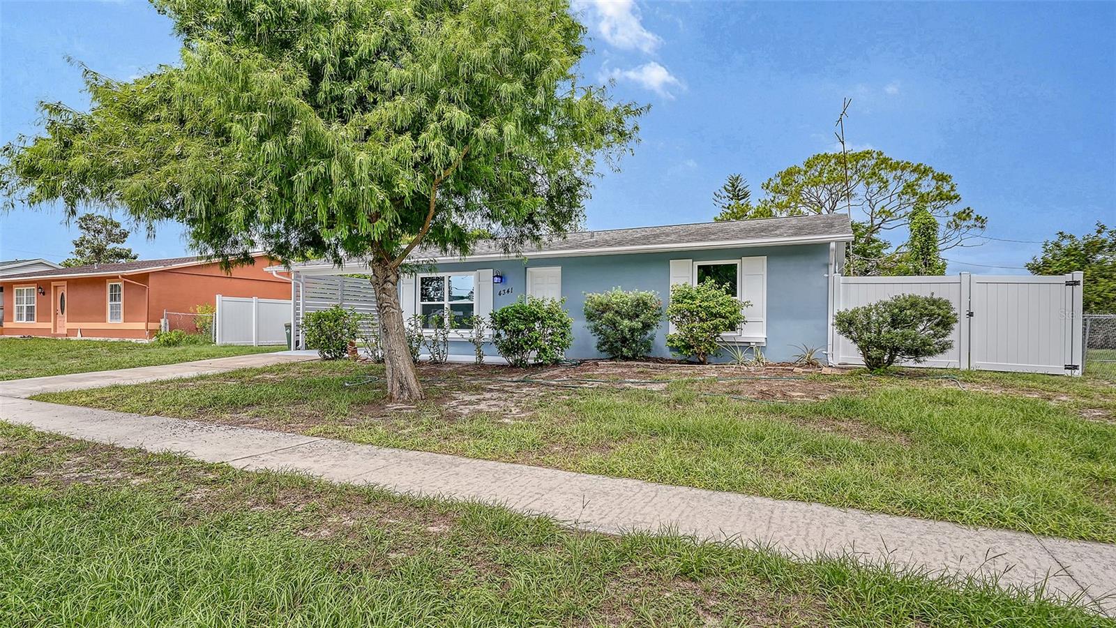 PORT CHARLOTTE - Residential