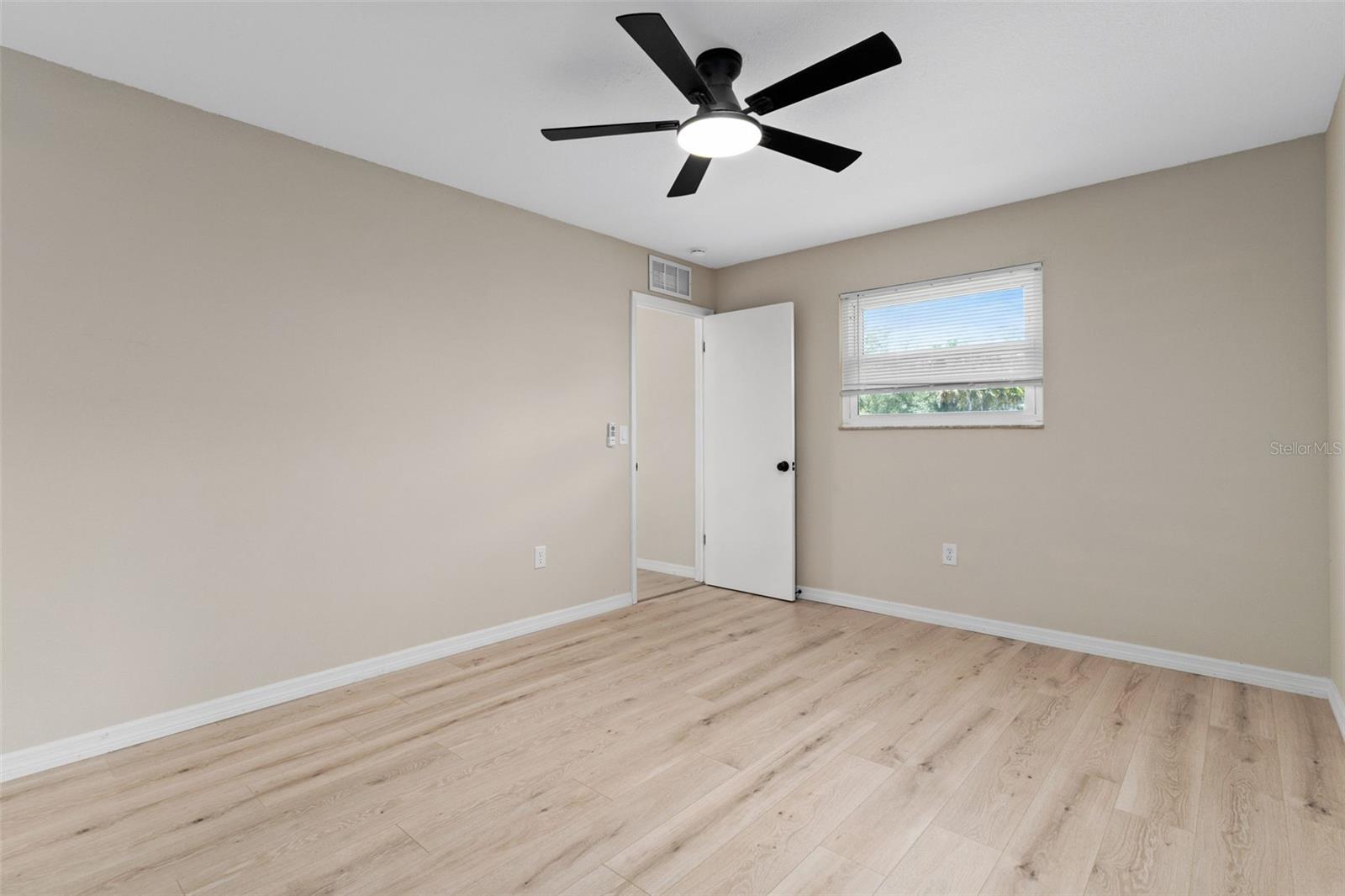 SHADOW RIDGE - Residential