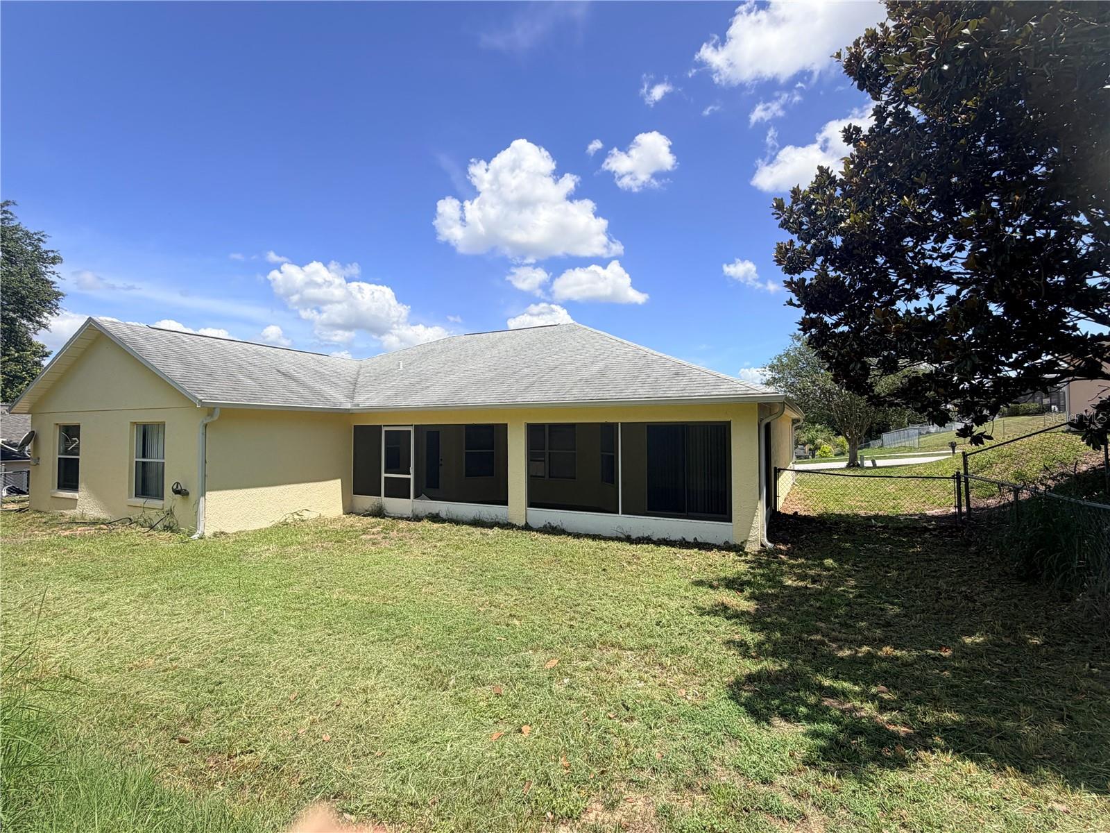 EASTRIDGE PH 01 - Residential