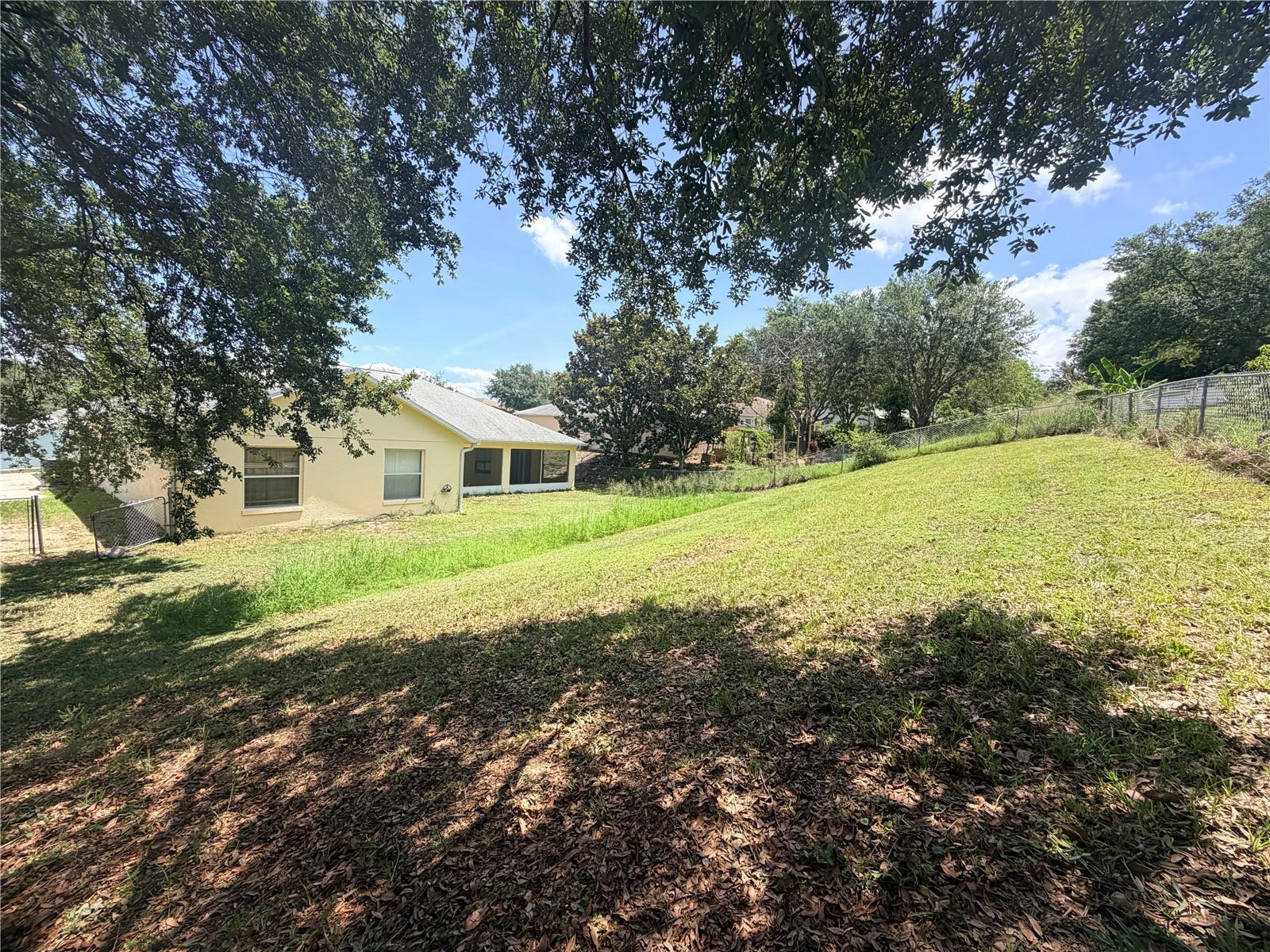 EASTRIDGE PH 01 - Residential