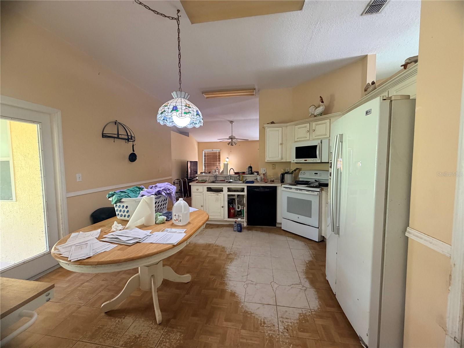 EASTRIDGE PH 01 - Residential