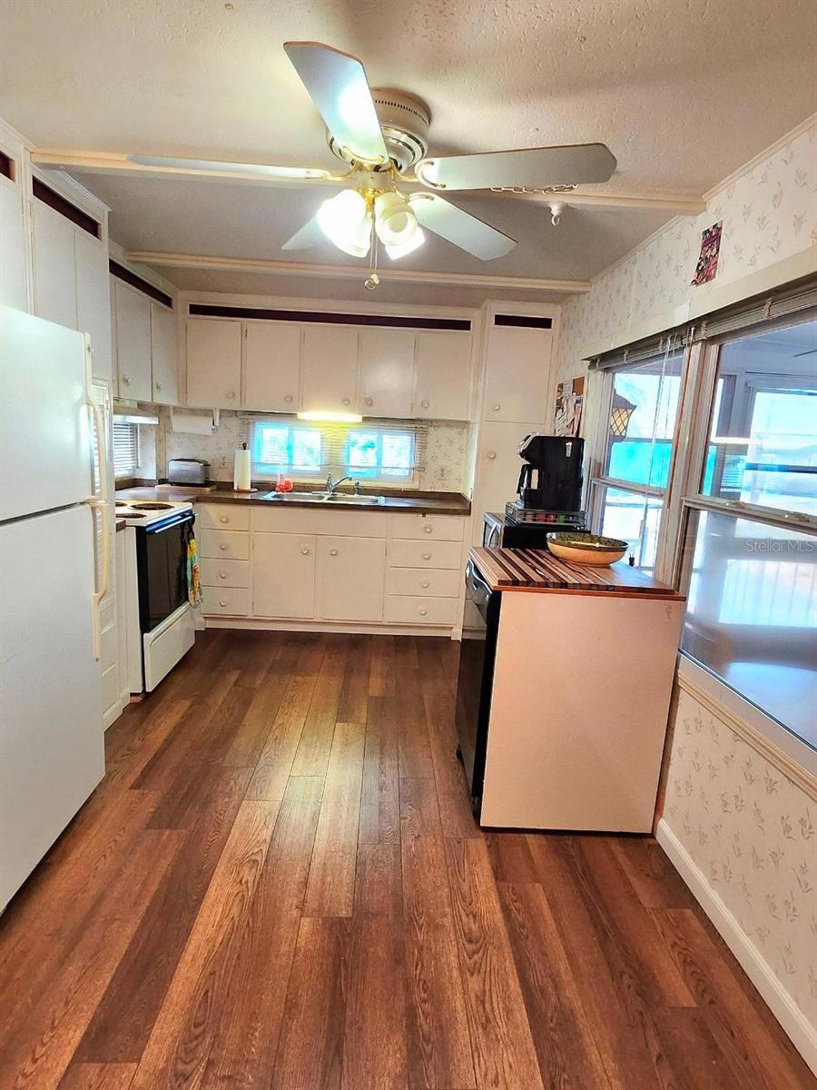 TRAILER ESTATES - Residential