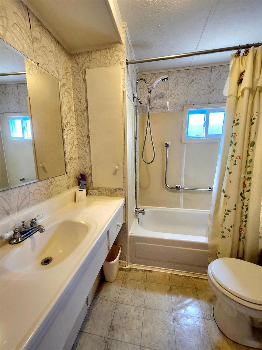 TRAILER ESTATES - Residential