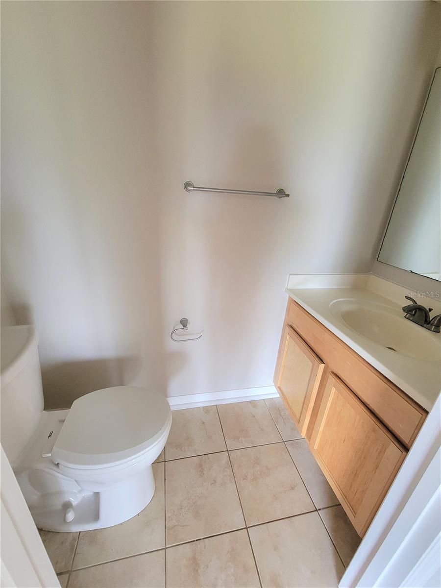 STONEMEADE PH 05 49 62 - Residential Lease