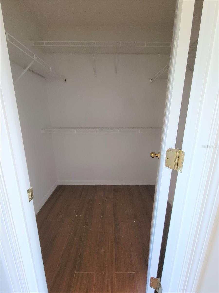 STONEMEADE PH 05 49 62 - Residential Lease