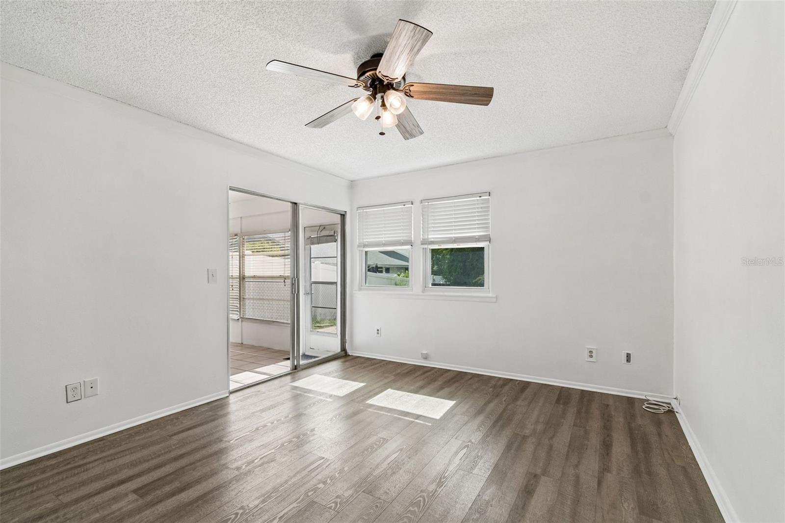 CLOVERPLACE CONDO - Residential