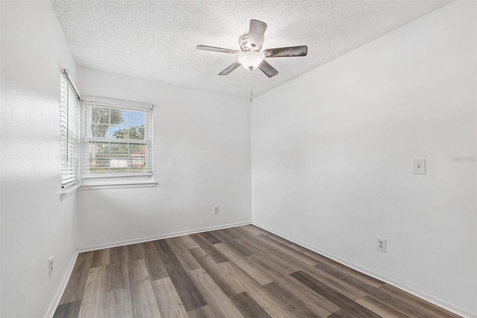 CLOVERPLACE CONDO - Residential