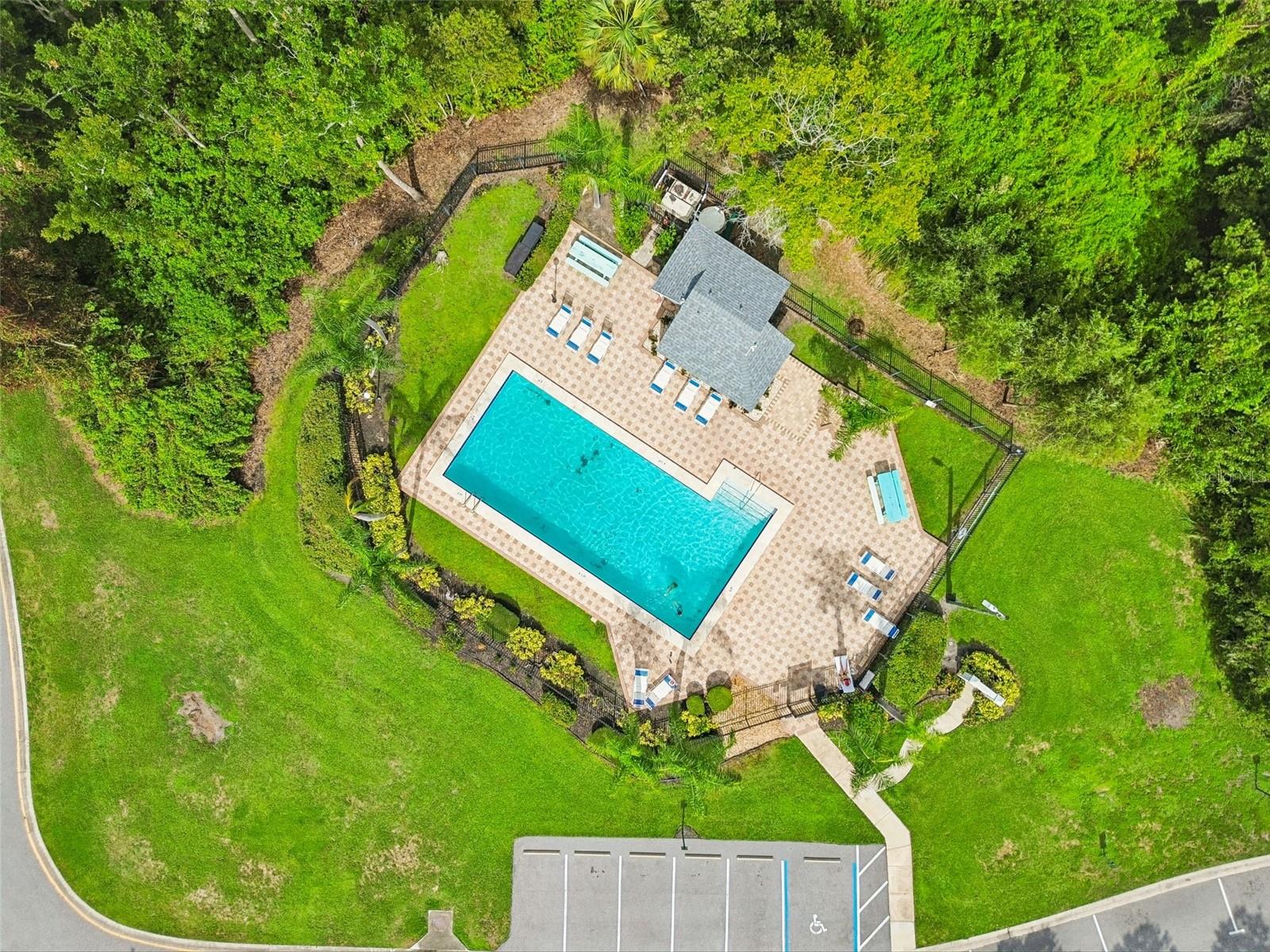 CLOVERPLACE CONDO - Residential