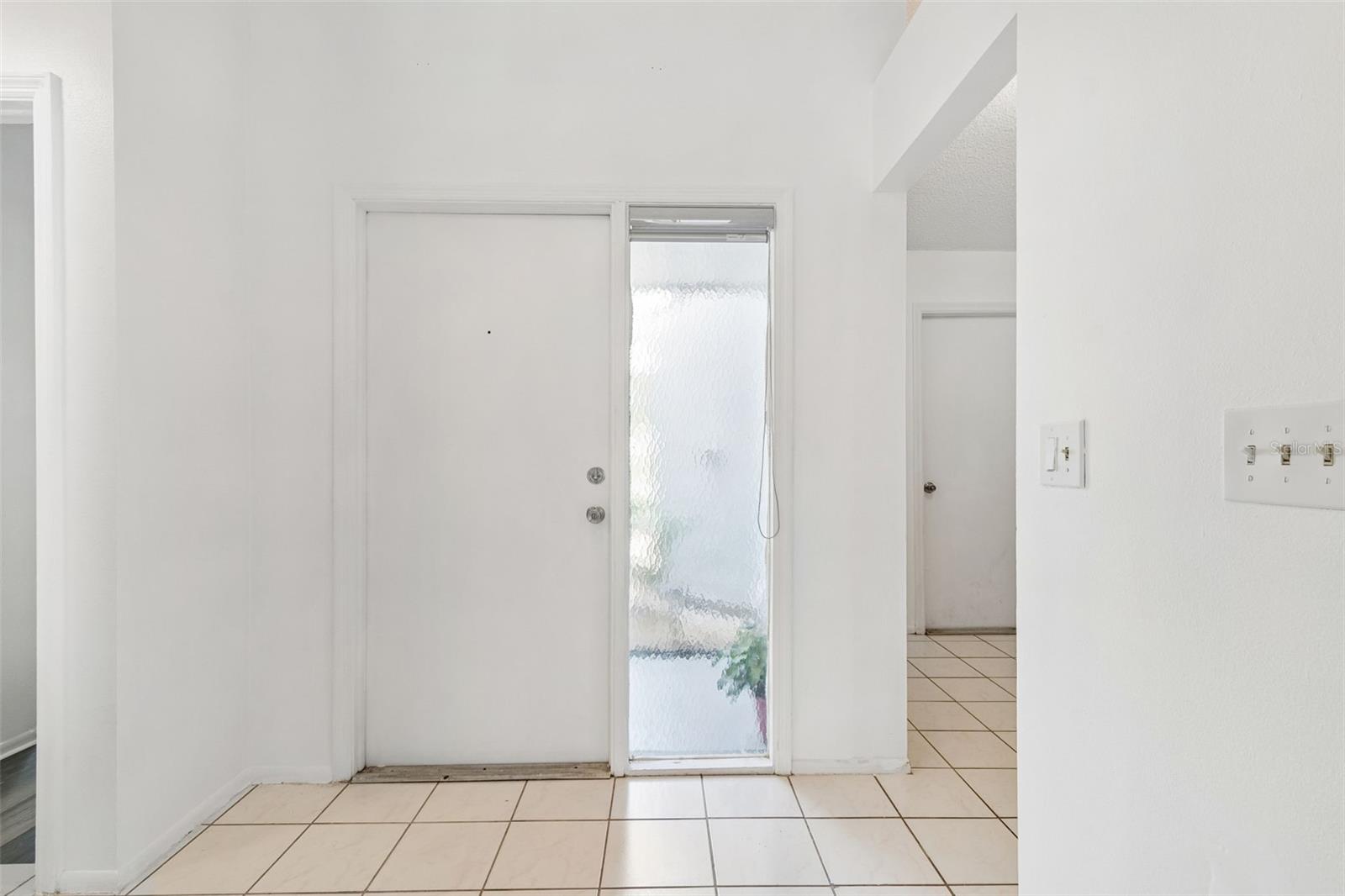 CLOVERPLACE CONDO - Residential