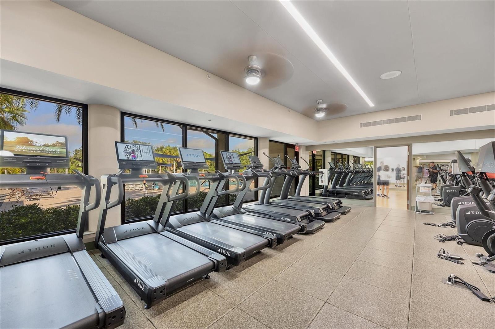LAKEWOOD RANCH COUNTRY CLUB VILLAGE D 2 - Residential