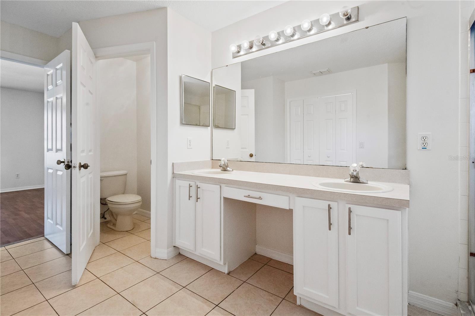 PRAIRIE LAKE VILLAGE PH 03 - Residential