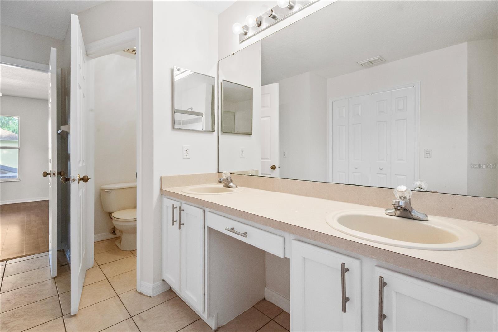 PRAIRIE LAKE VILLAGE PH 03 - Residential