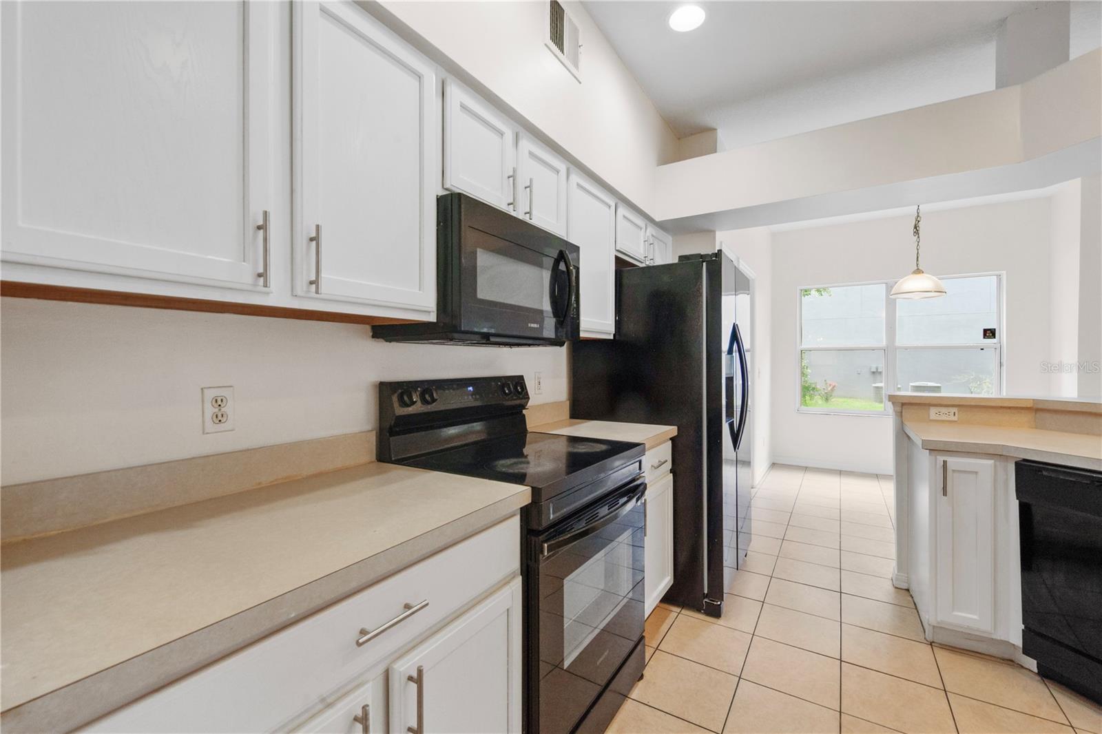 PRAIRIE LAKE VILLAGE PH 03 - Residential