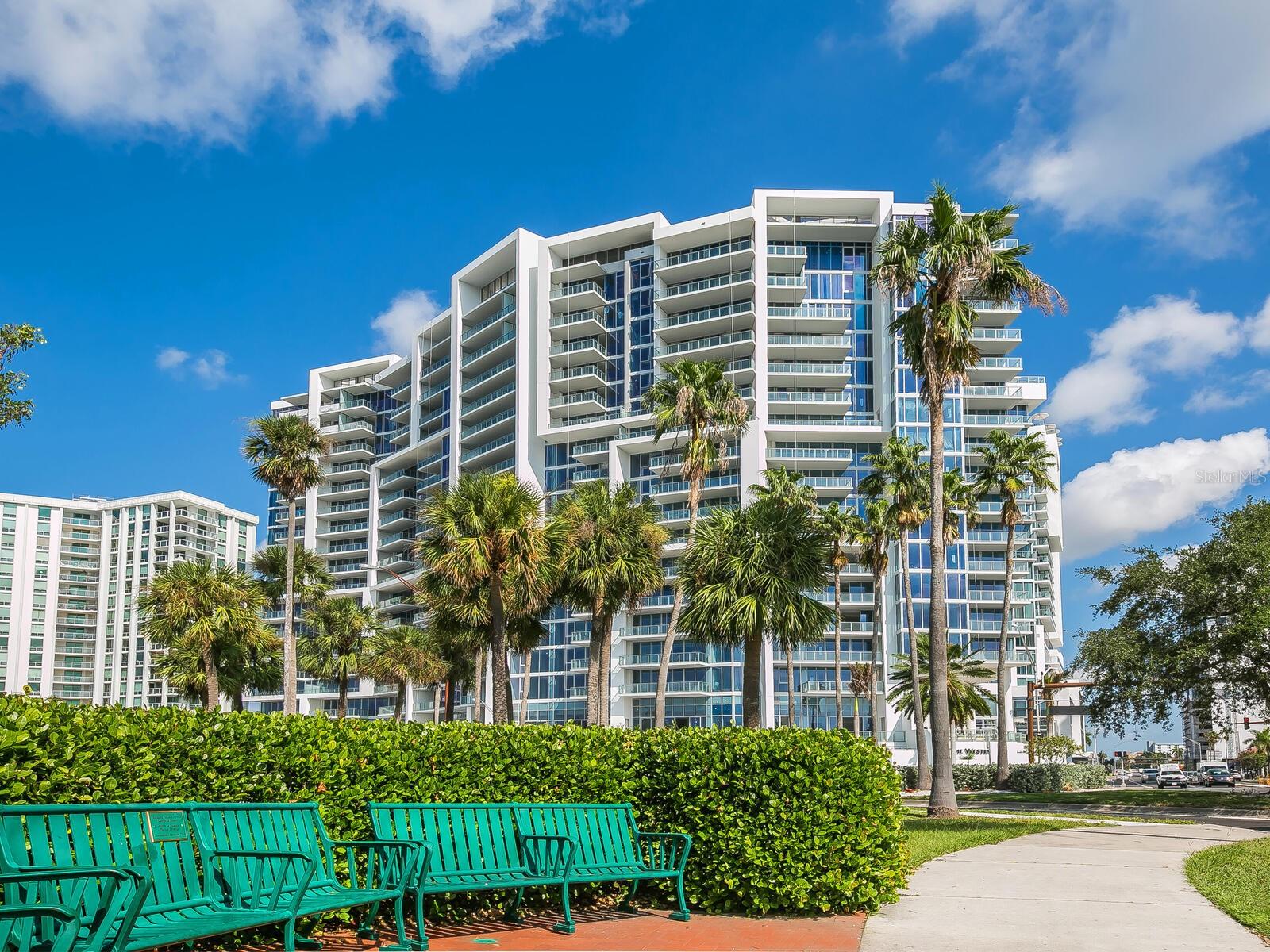 VUE SARASOTA BAY - Residential