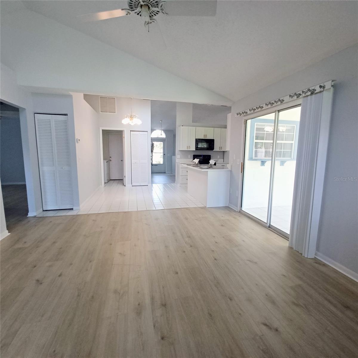 DEERWOOD REP BLK 20 PINE LAKES GOLF COURSE - Residential