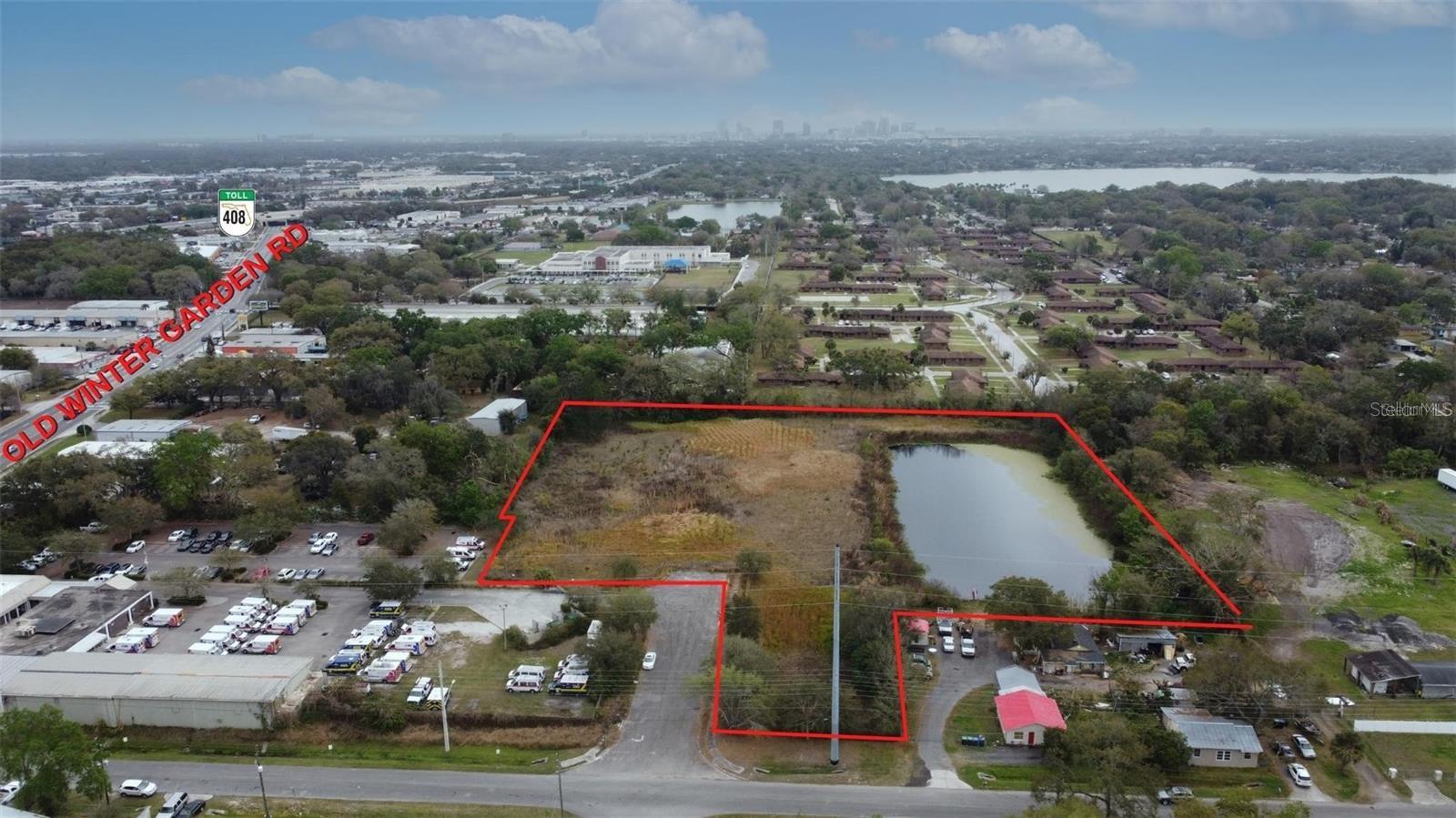 Rare opportunity to own a large industrial lot (in variance process) in the heart of Orlando. Established retention pond already in place, with stormwater drainage and all public utilities available. Ideal for warehouse distribution, logistics, storage, manufacturing, or other industrial uses. Convenient access to SR-408 and I-4 makes this a prime investment opportunity in one of Central Florida’s fastest-growing industrial markets.
[