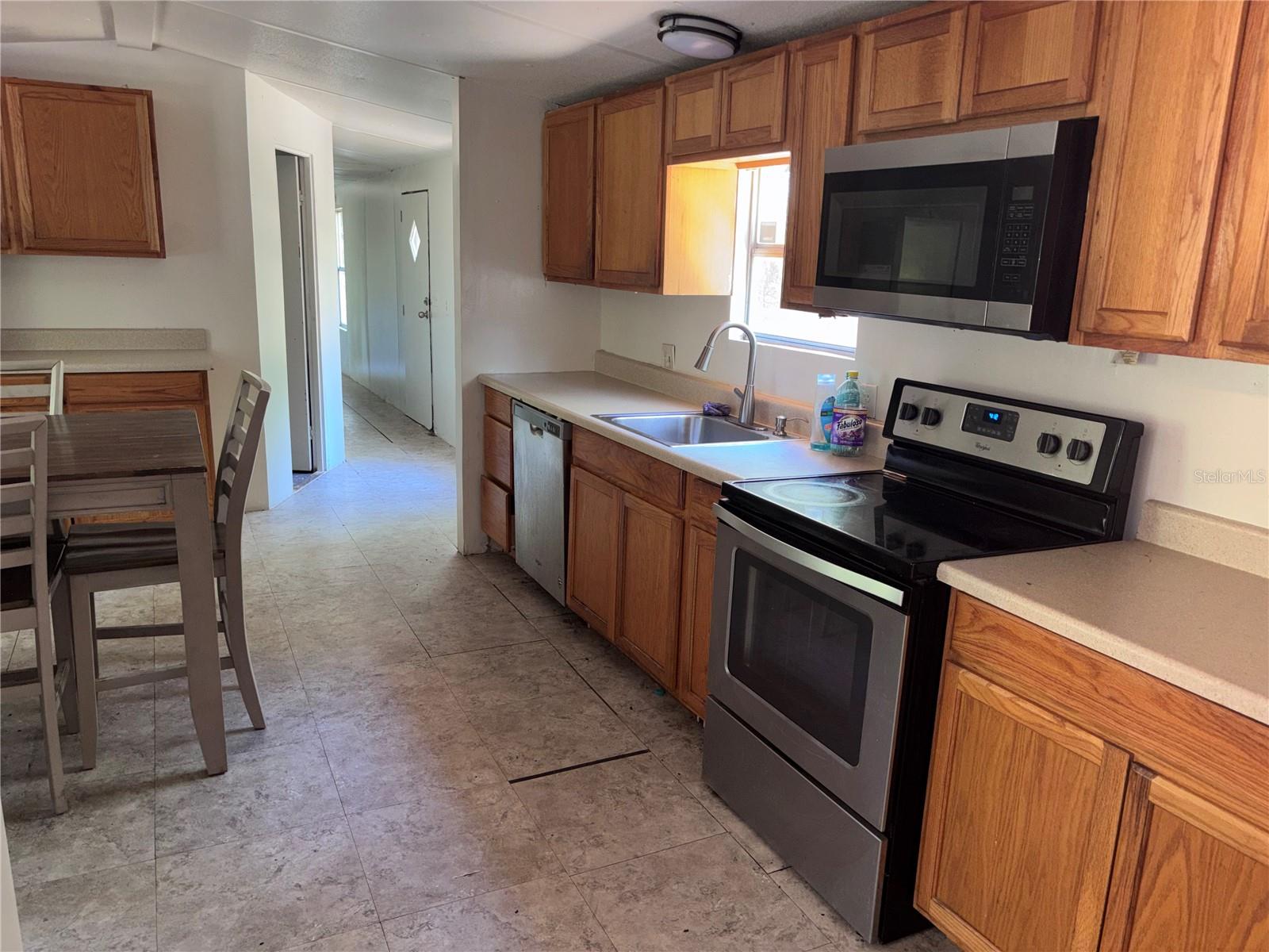 BRONSON HEIGHTS - Residential