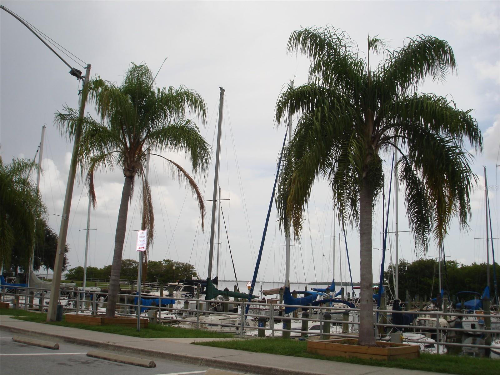 BAY TOWNE - Residential
