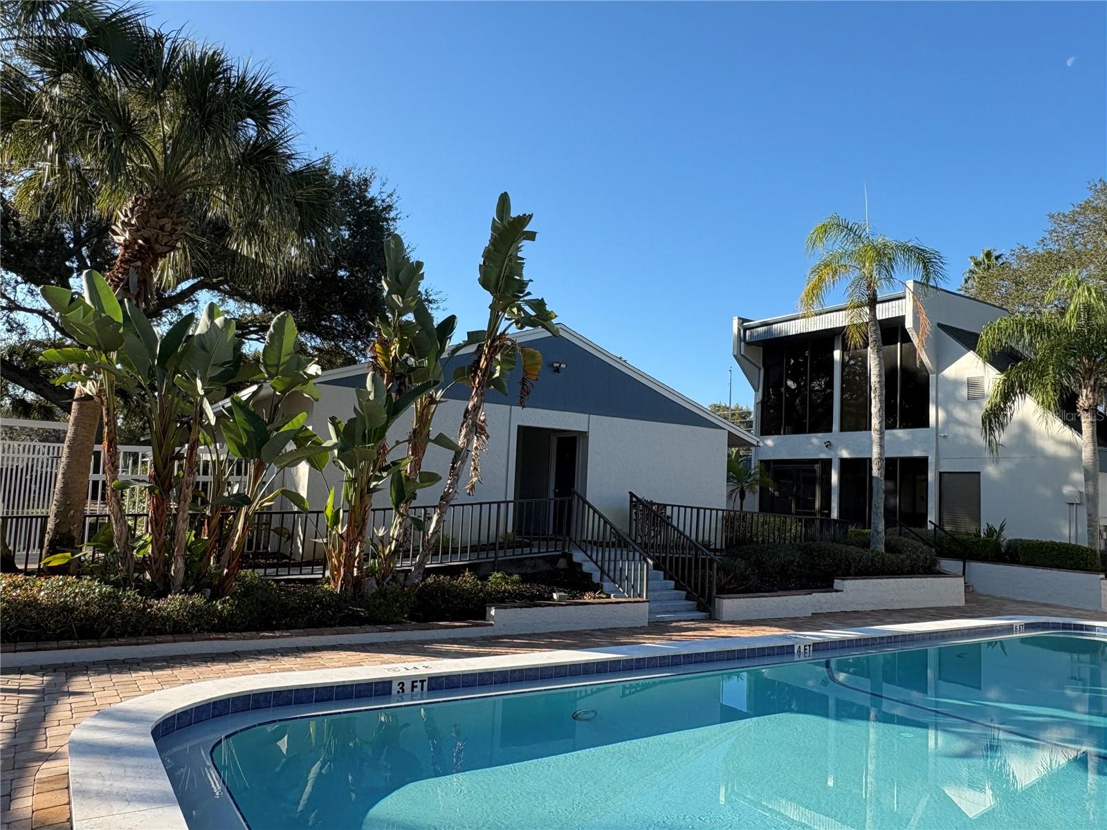 BAY TOWNE - Residential