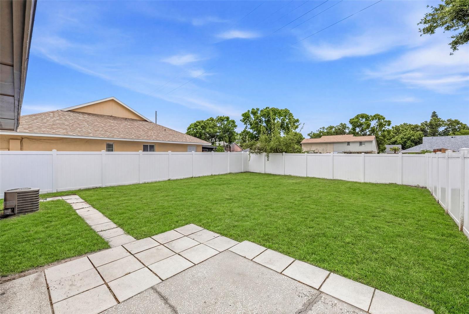 NORTH LAKES SEC I UNIT - Residential