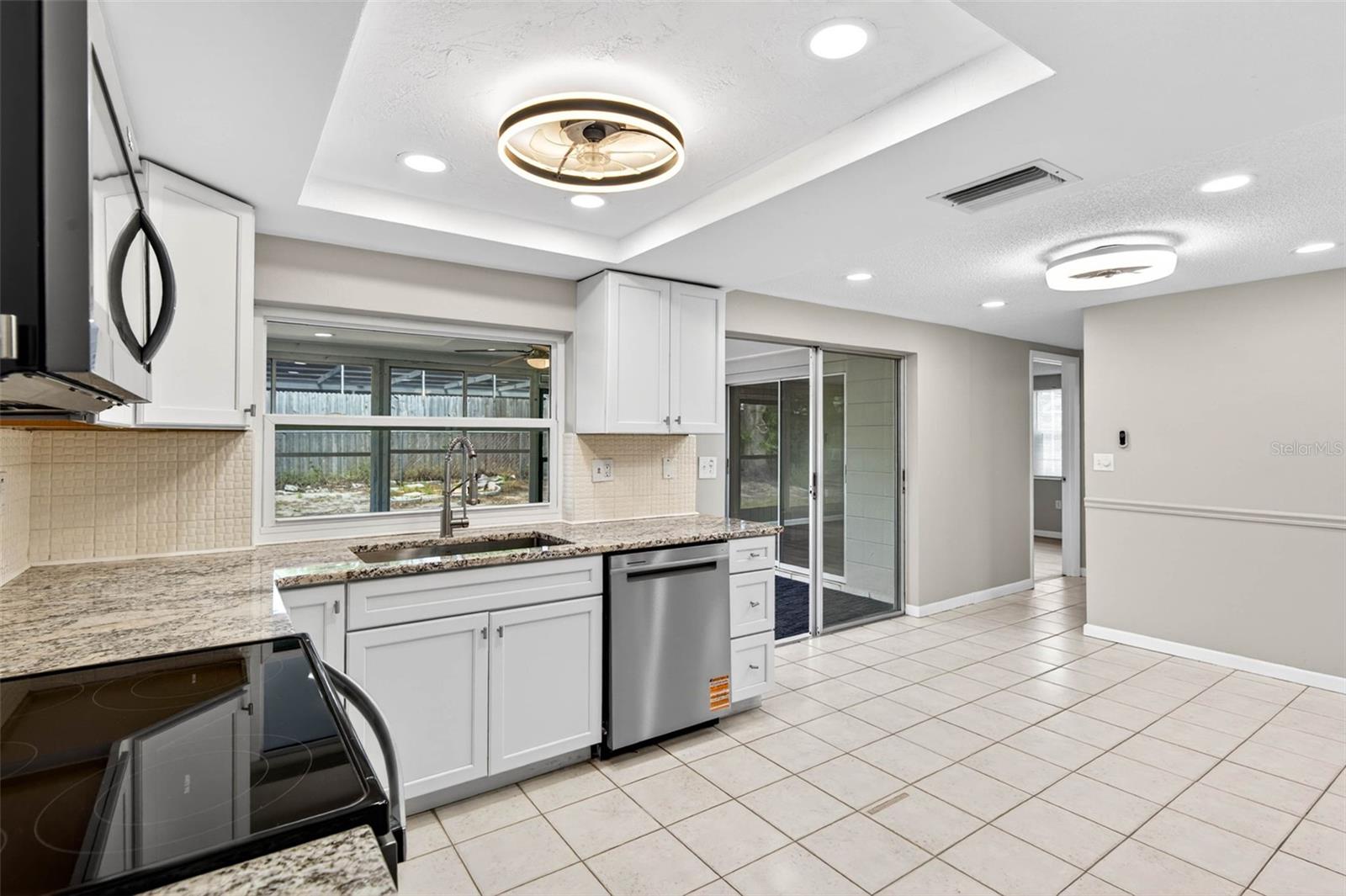 EMBASSY HILLS - Residential
