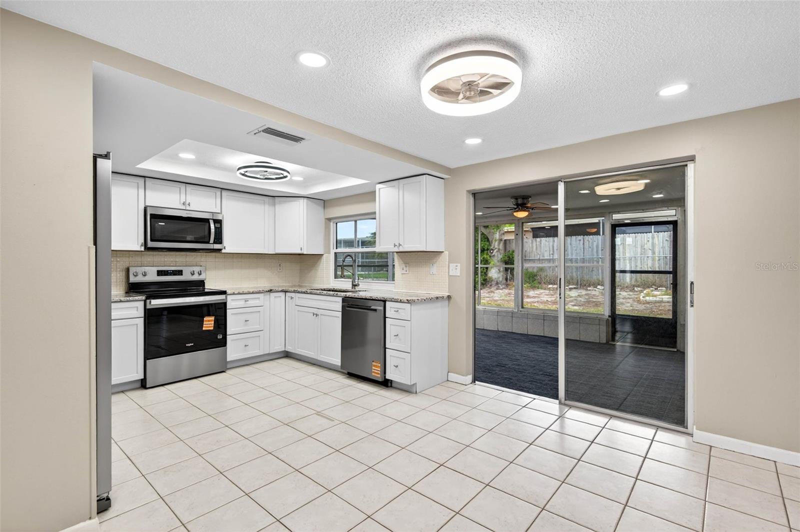 EMBASSY HILLS - Residential