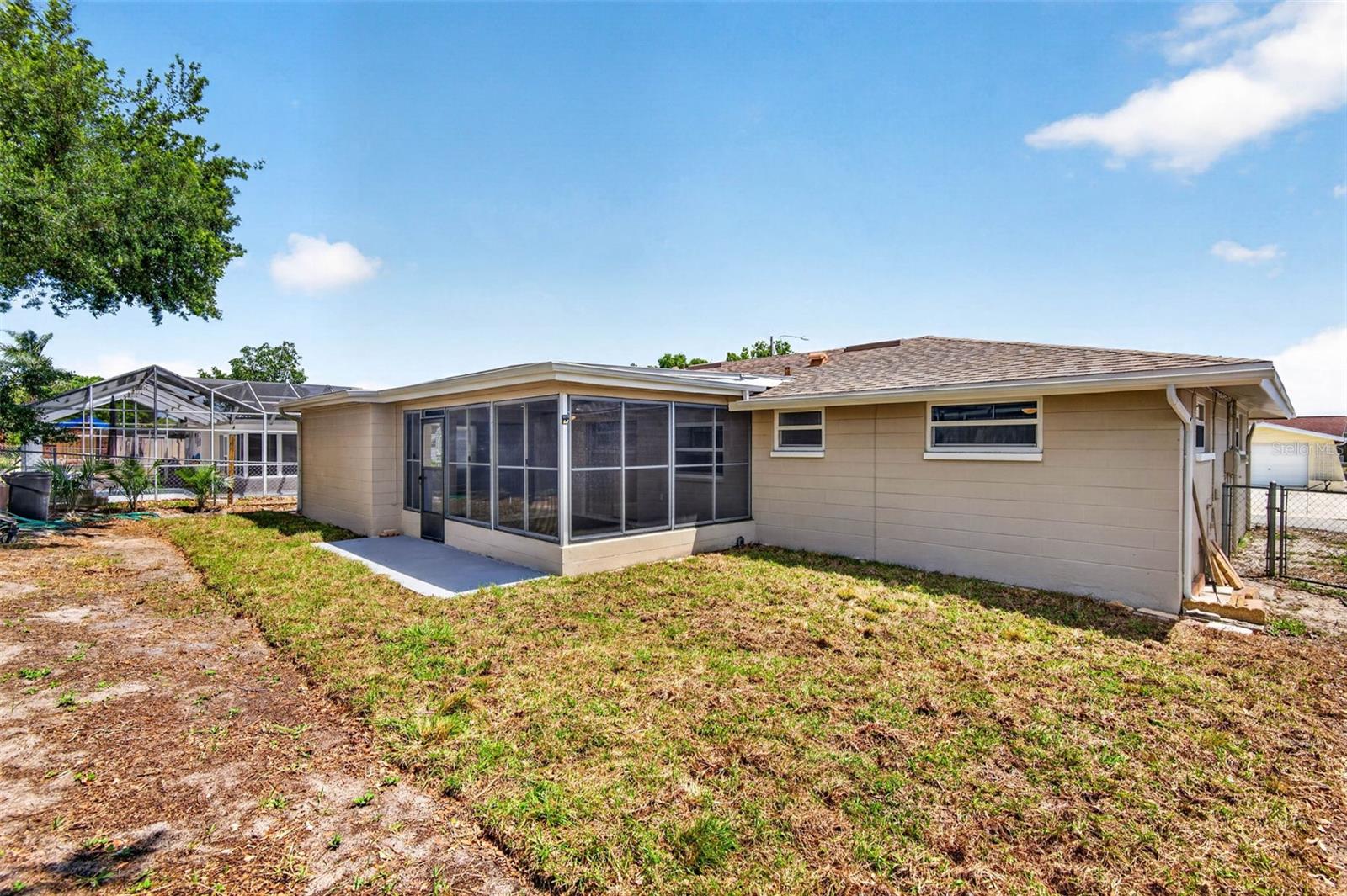 EMBASSY HILLS - Residential