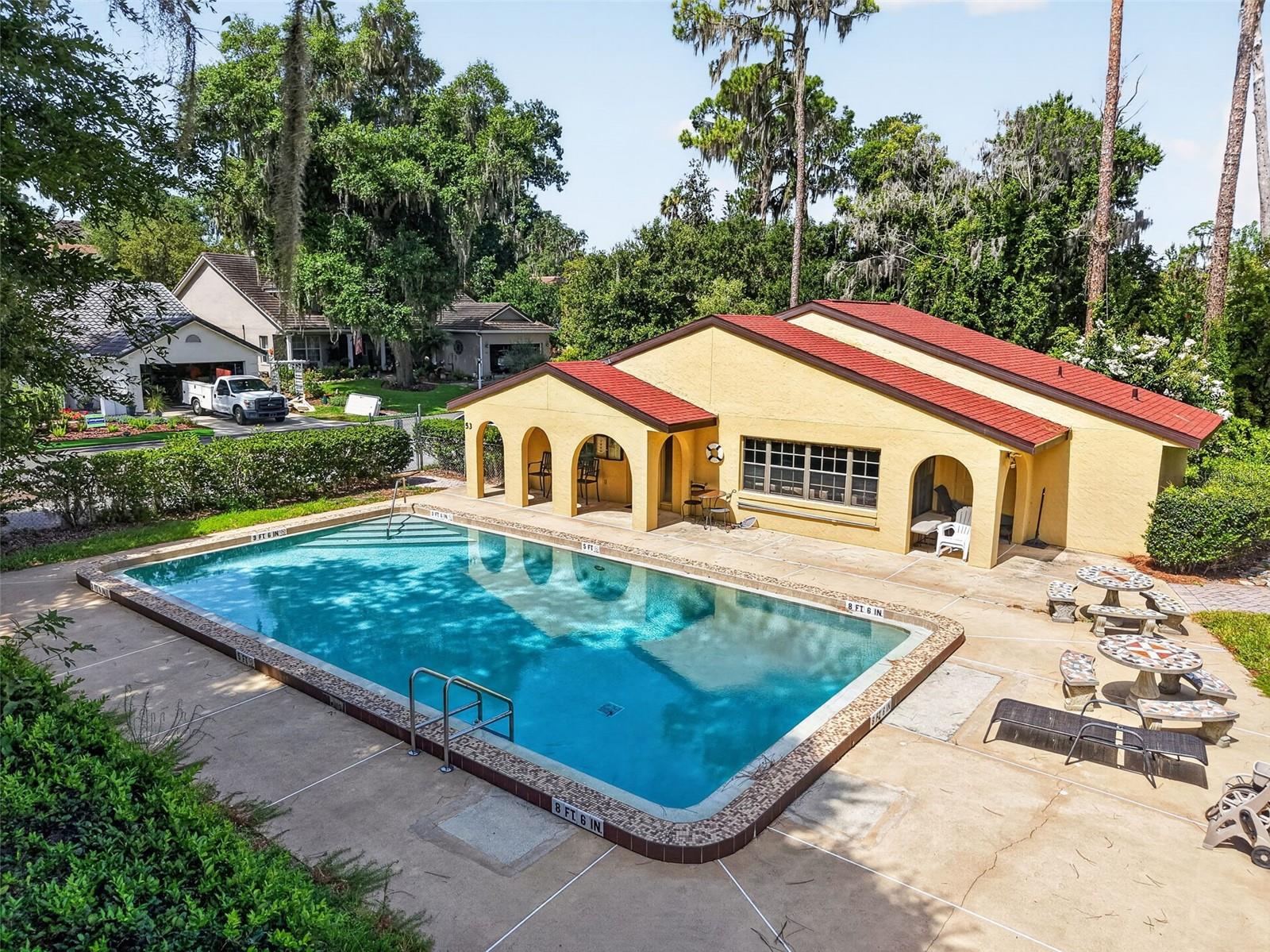 FAIROAKS CONDO - Residential