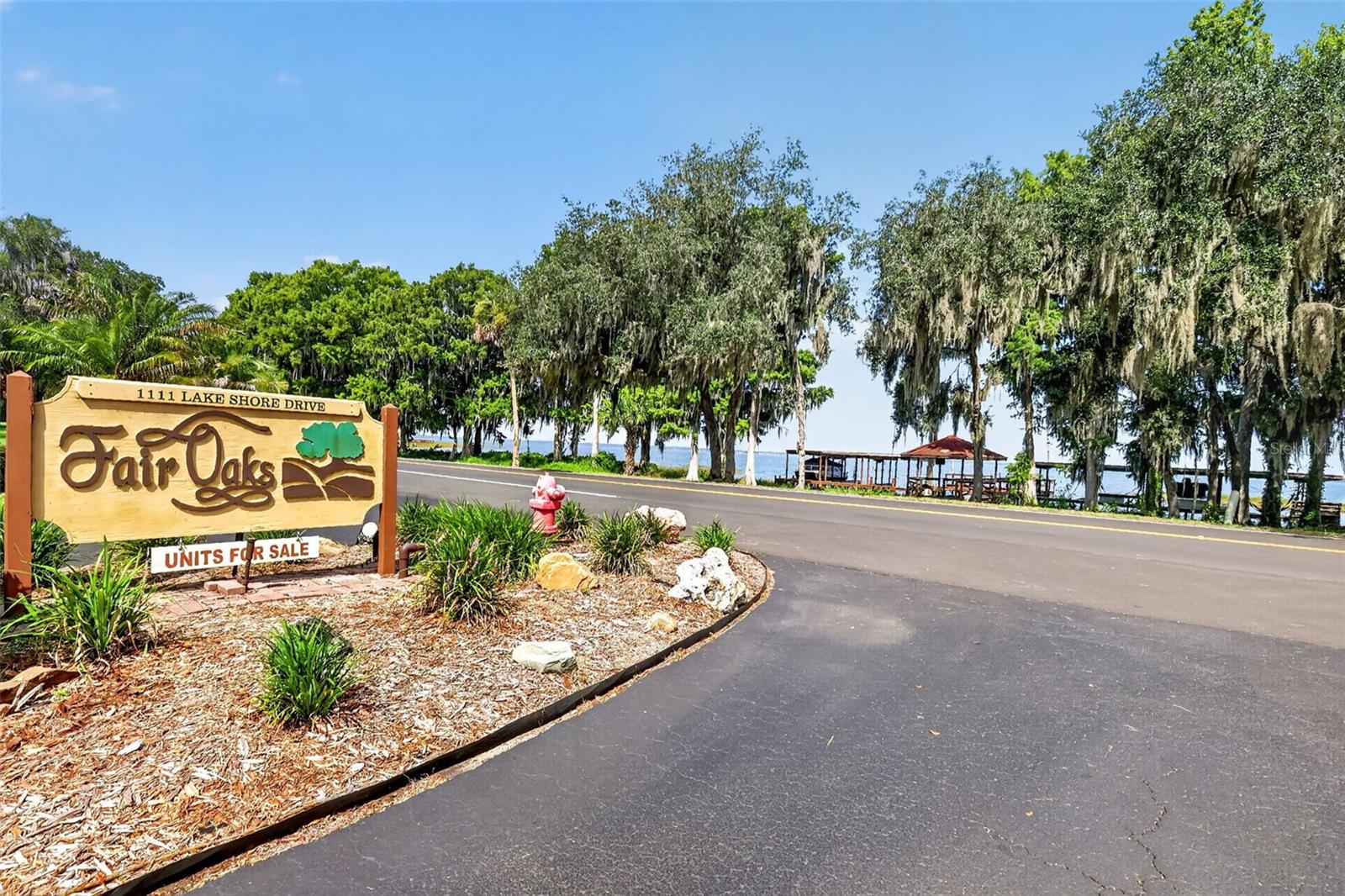 FAIROAKS CONDO - Residential