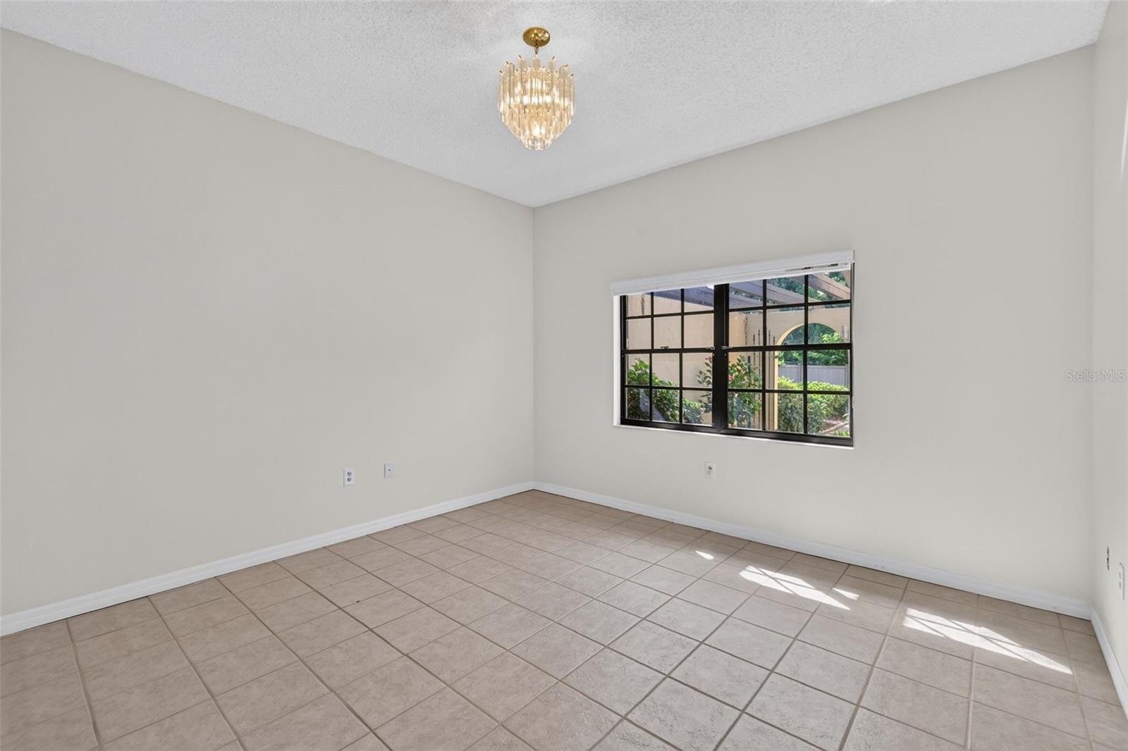 FAIROAKS CONDO - Residential