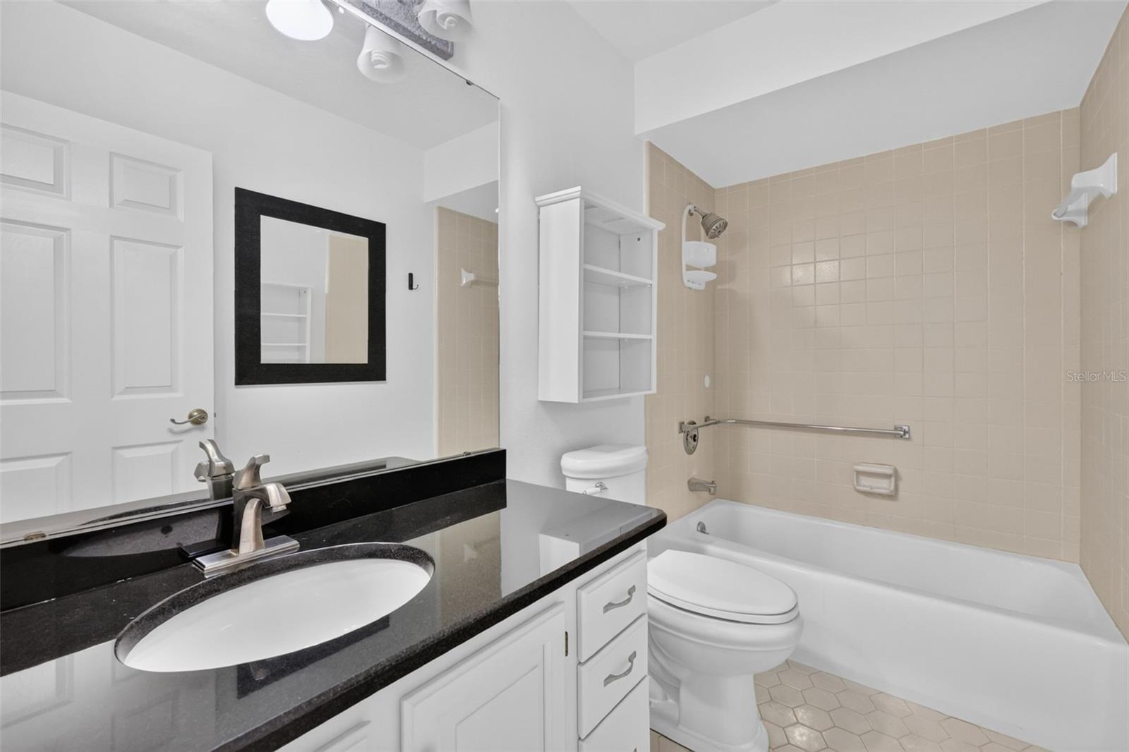 FAIROAKS CONDO - Residential