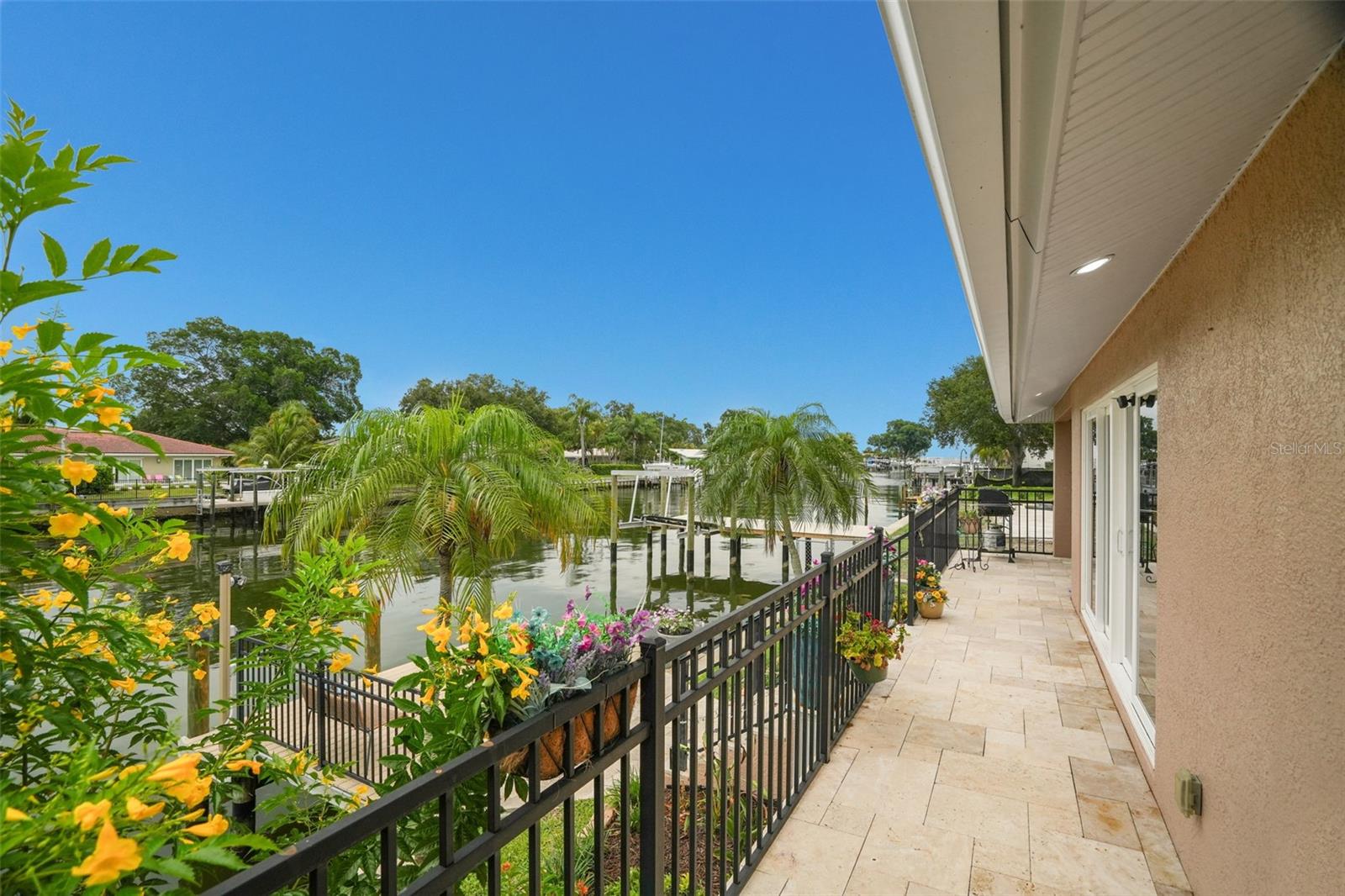 VENETIAN ISLES - Residential