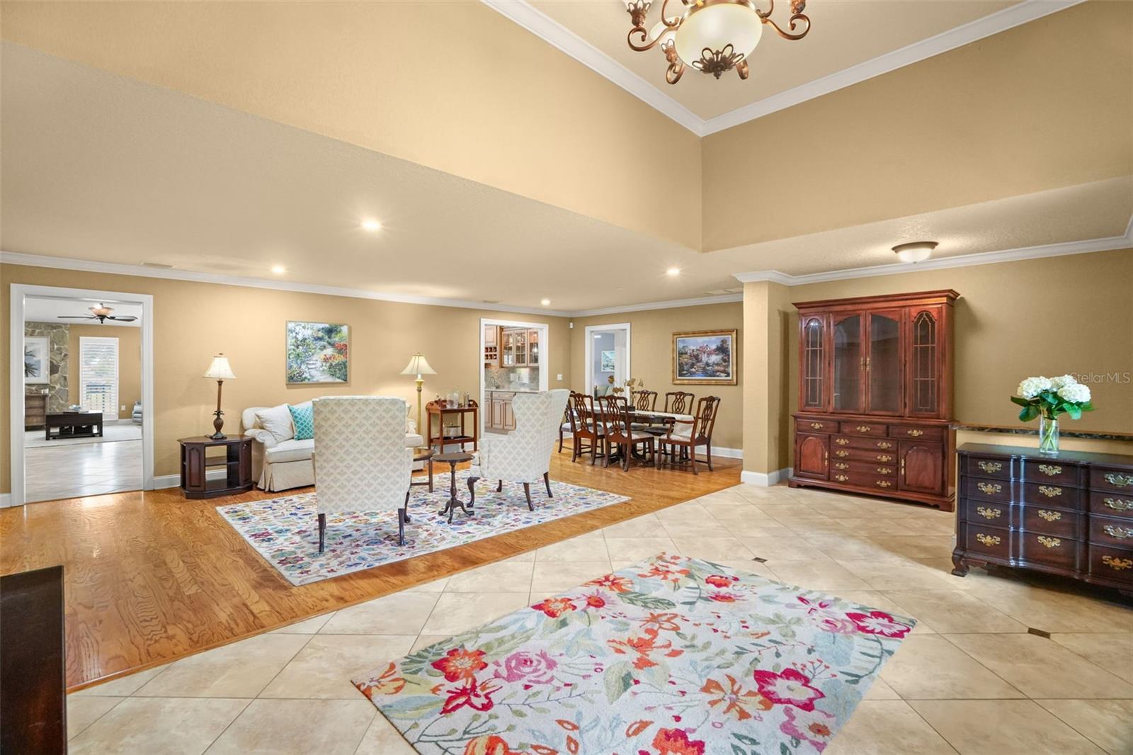VENETIAN ISLES - Residential