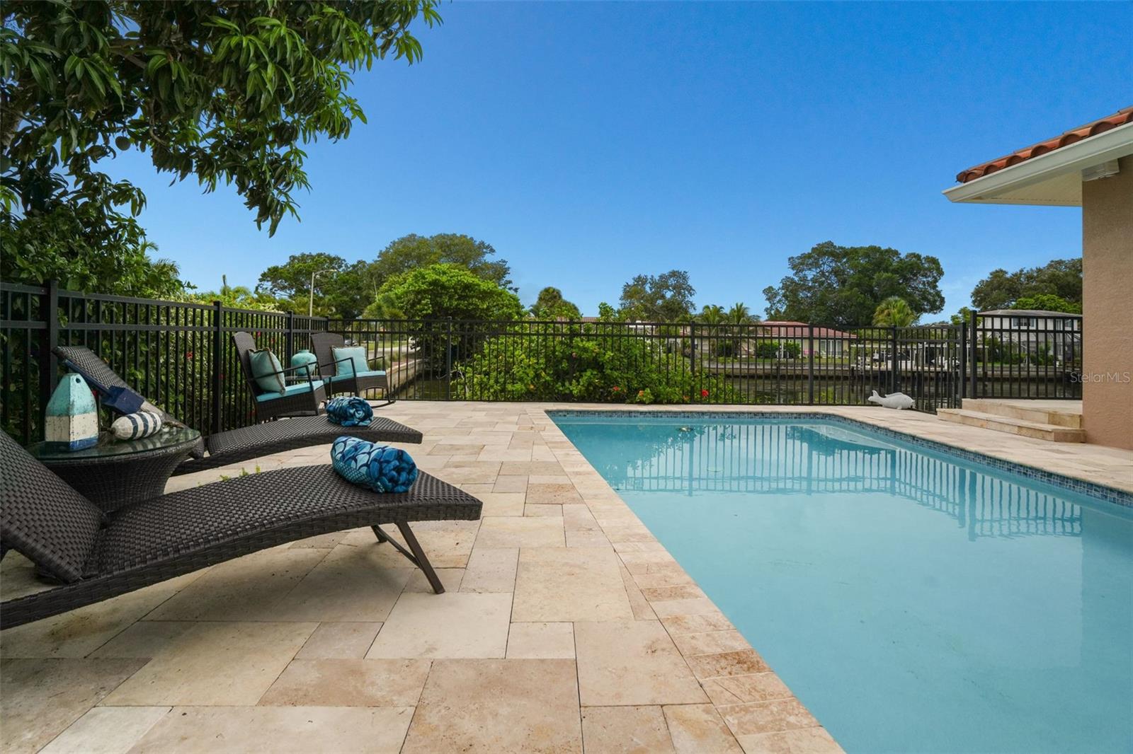 VENETIAN ISLES - Residential