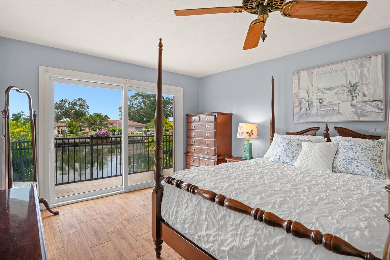 VENETIAN ISLES - Residential