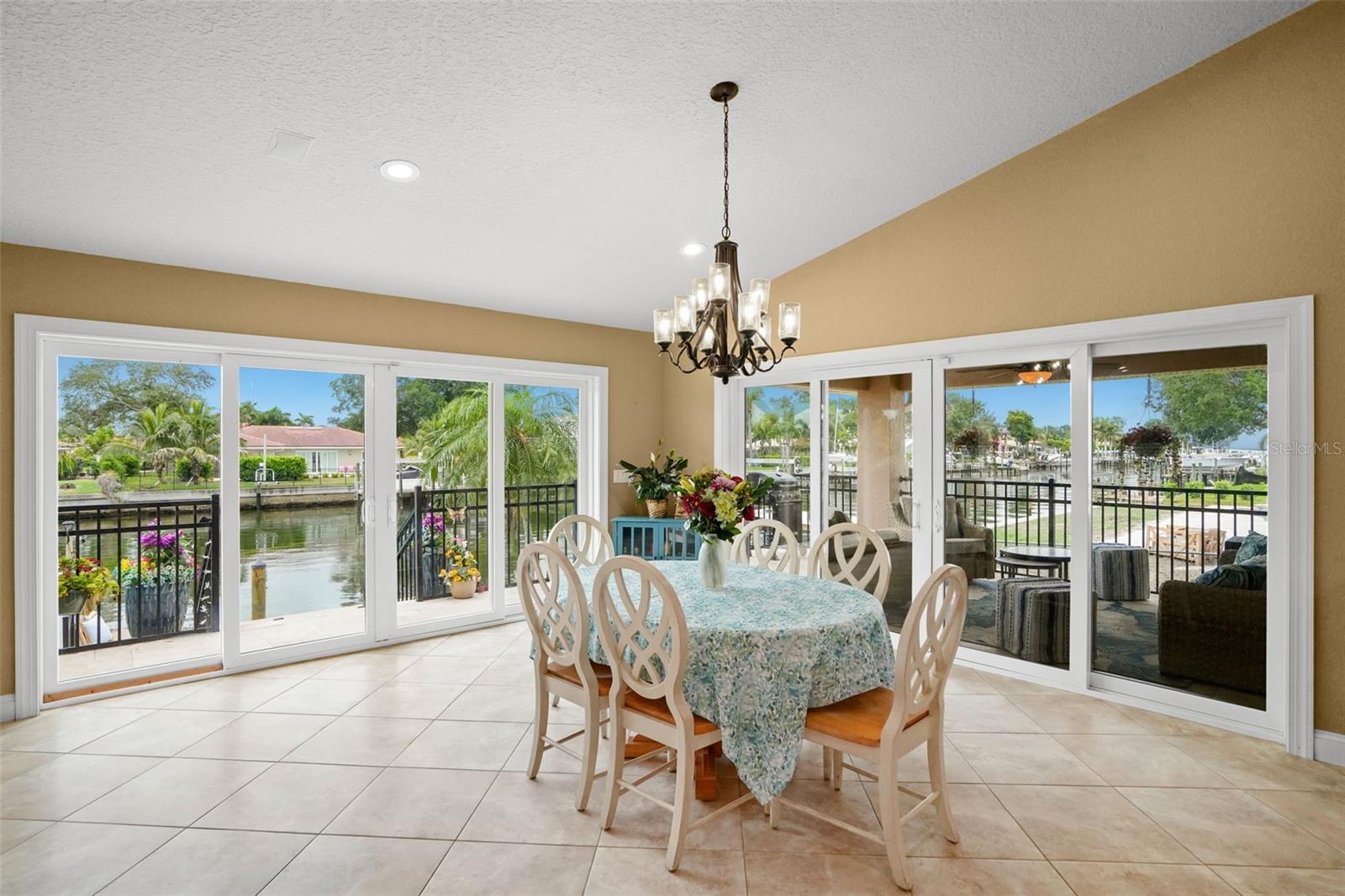 VENETIAN ISLES - Residential