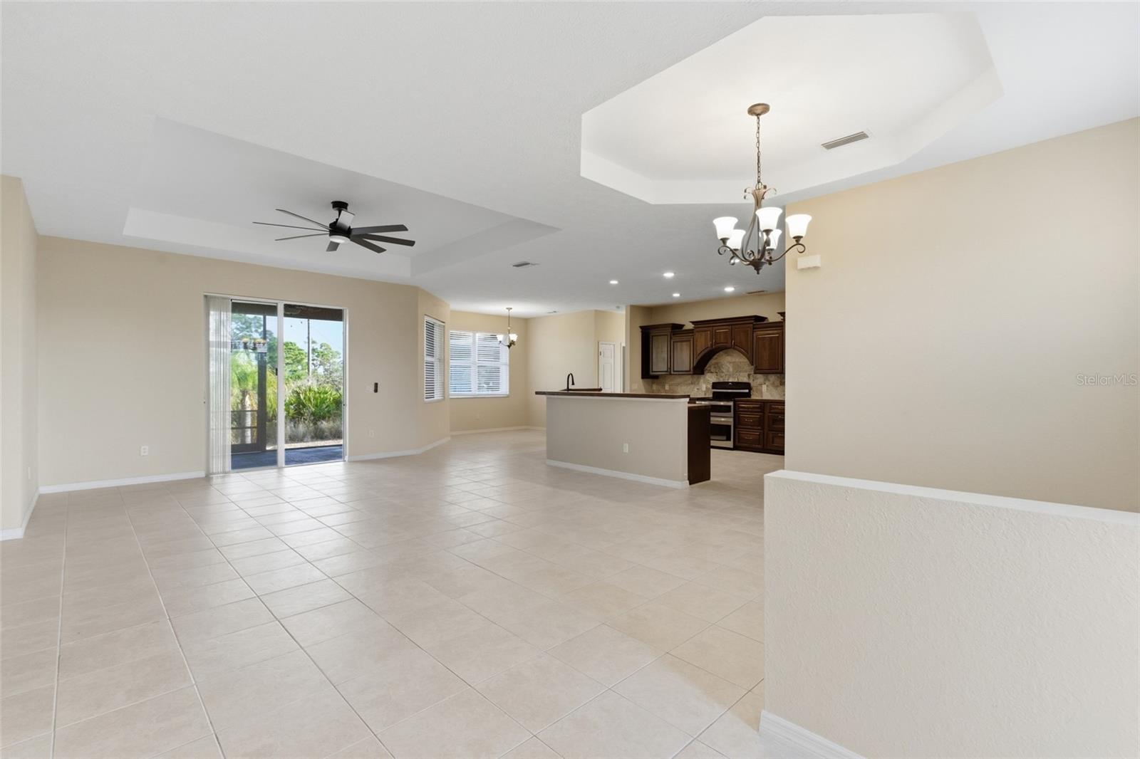 ROTONDA SANDS - Residential