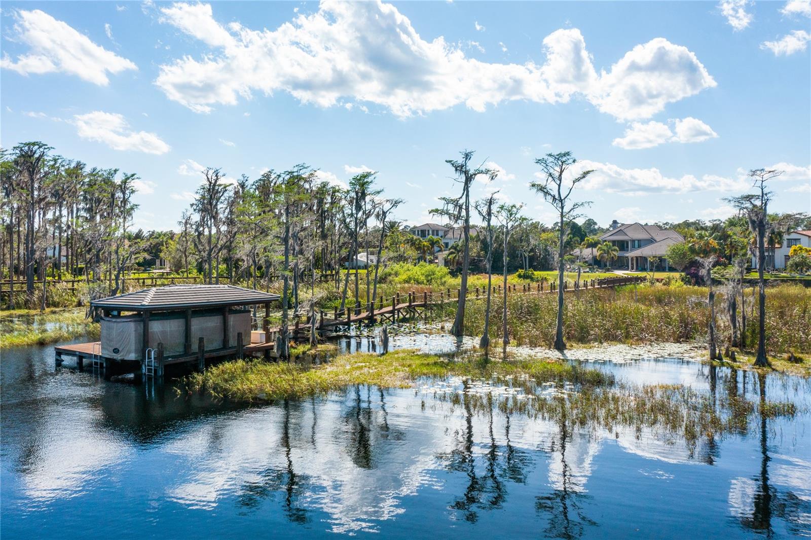 KEENES POINTE - Residential