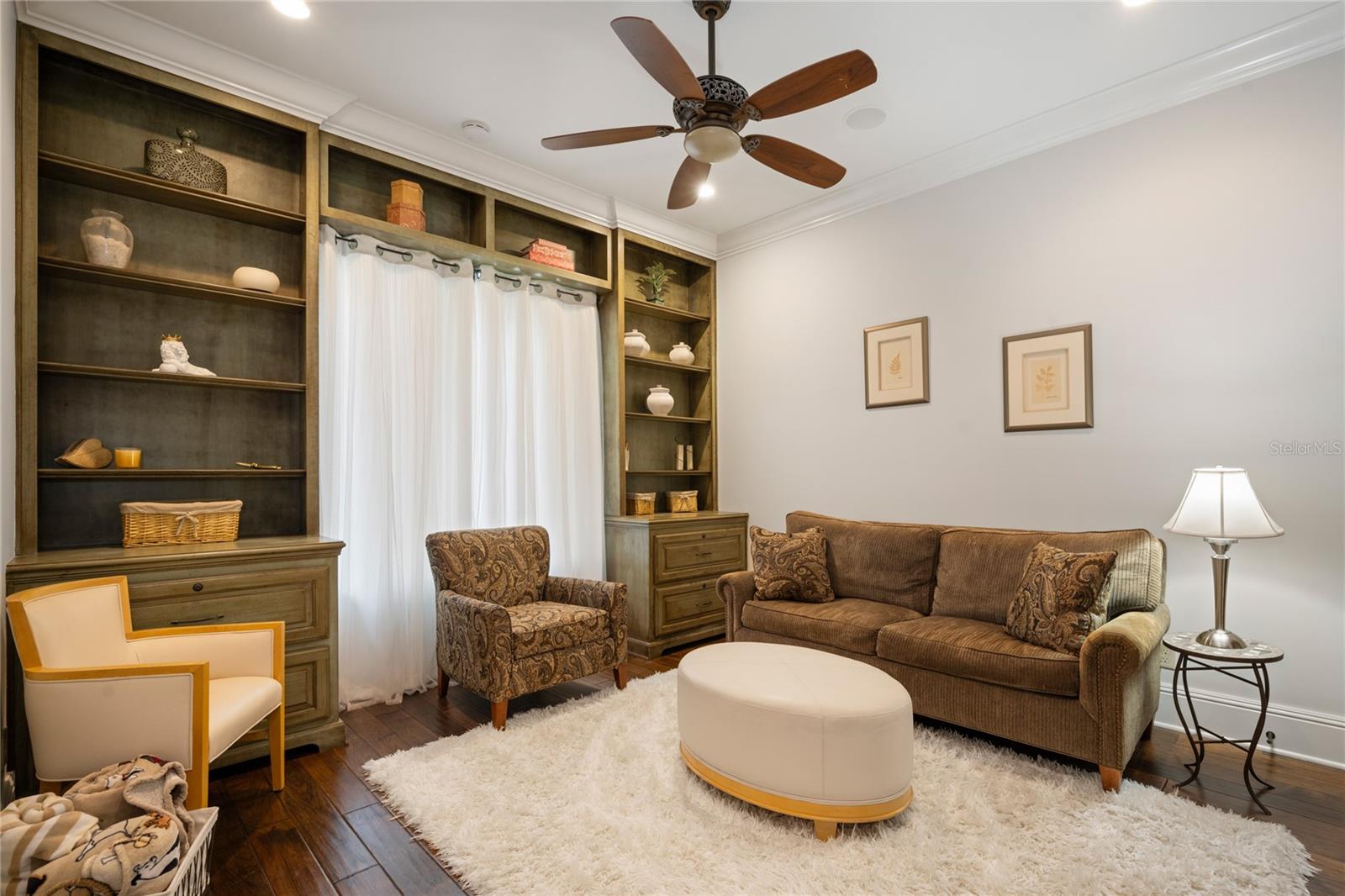 KEENES POINTE - Residential