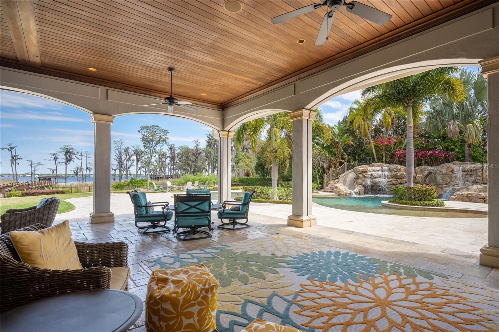 KEENES POINTE - Residential