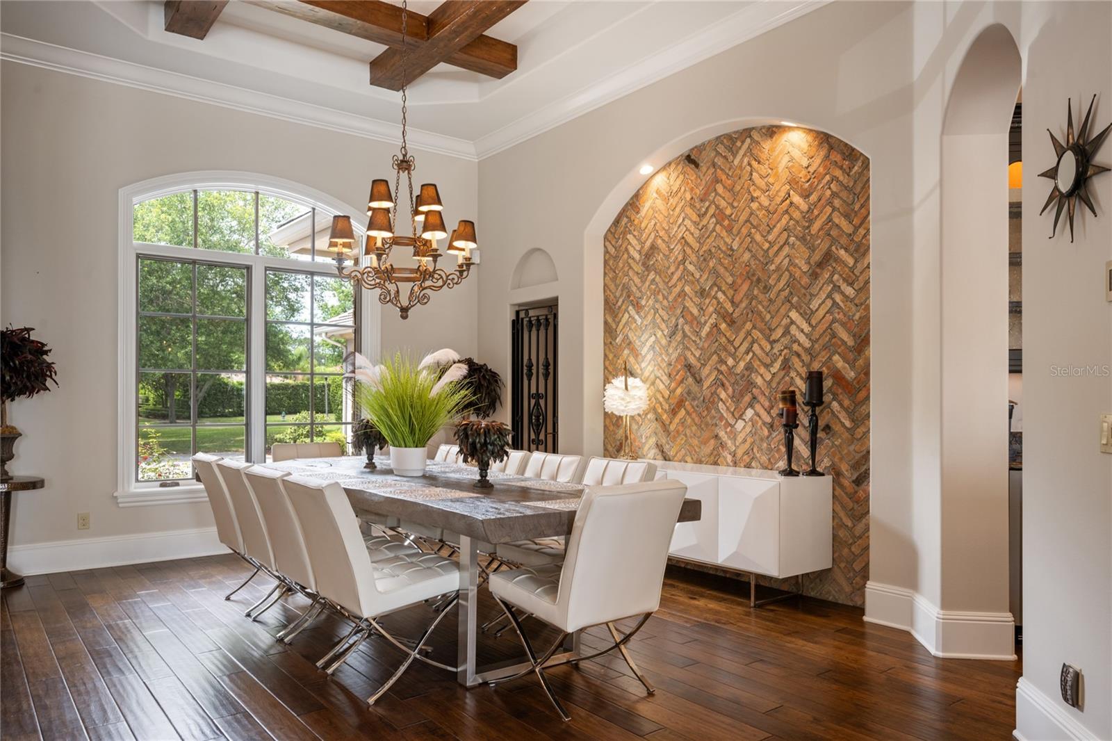 KEENES POINTE - Residential
