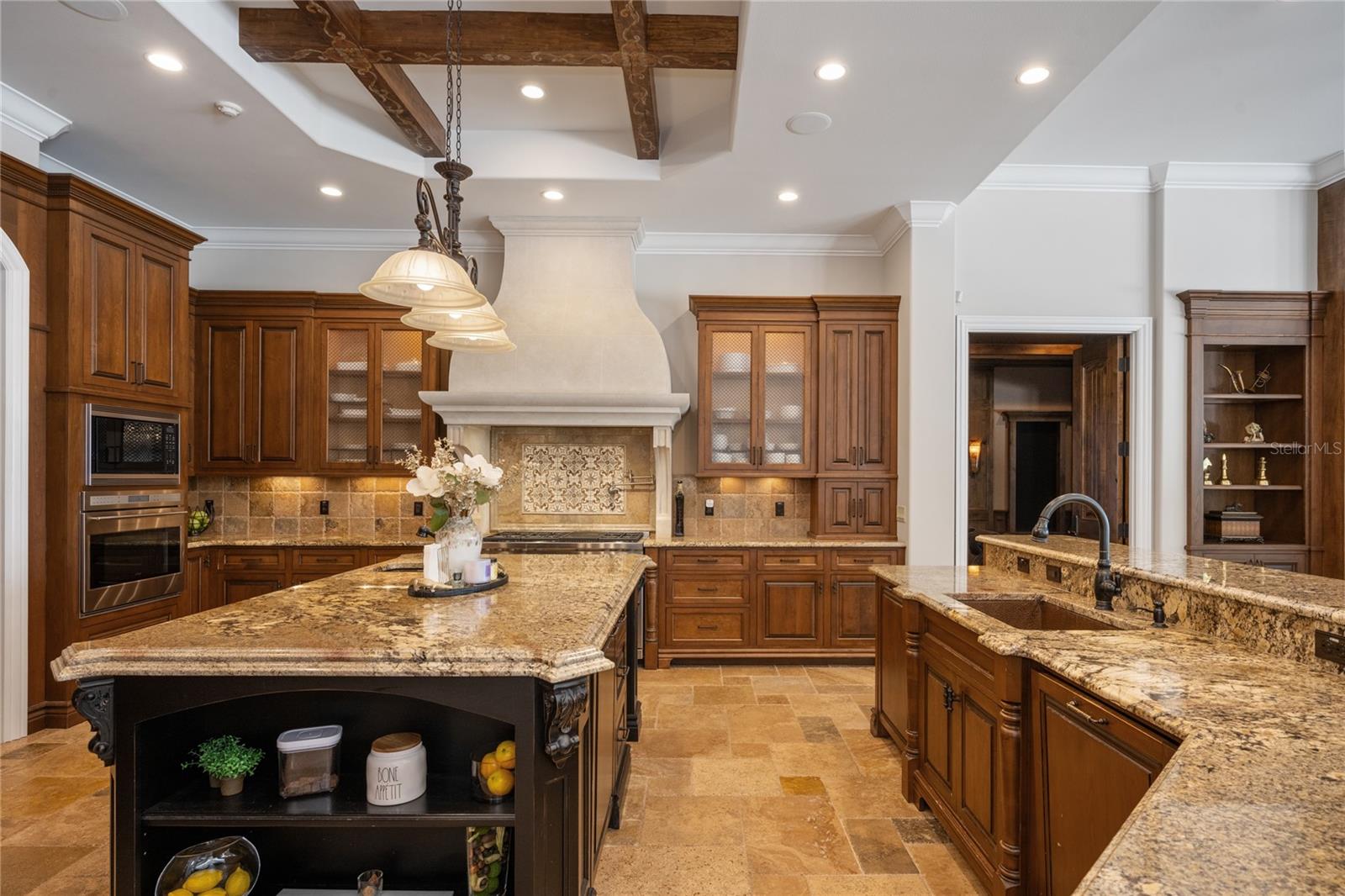 KEENES POINTE - Residential